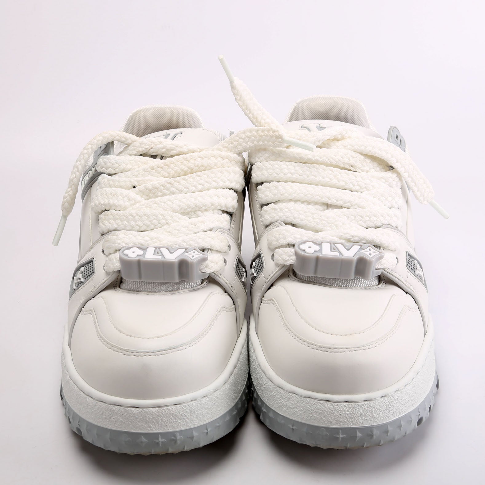 Louis Vuitton Trainer Maxi Size 39 White