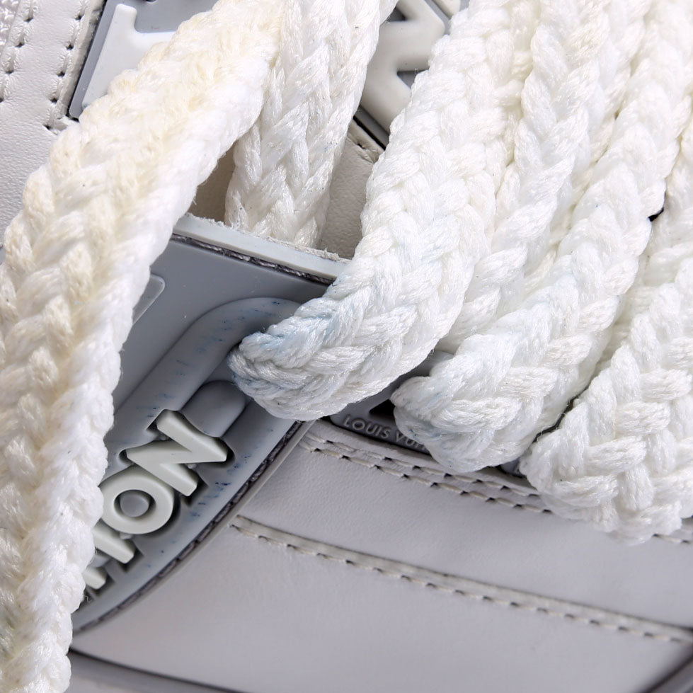 Louis Vuitton Trainer Maxi Size 39 White
