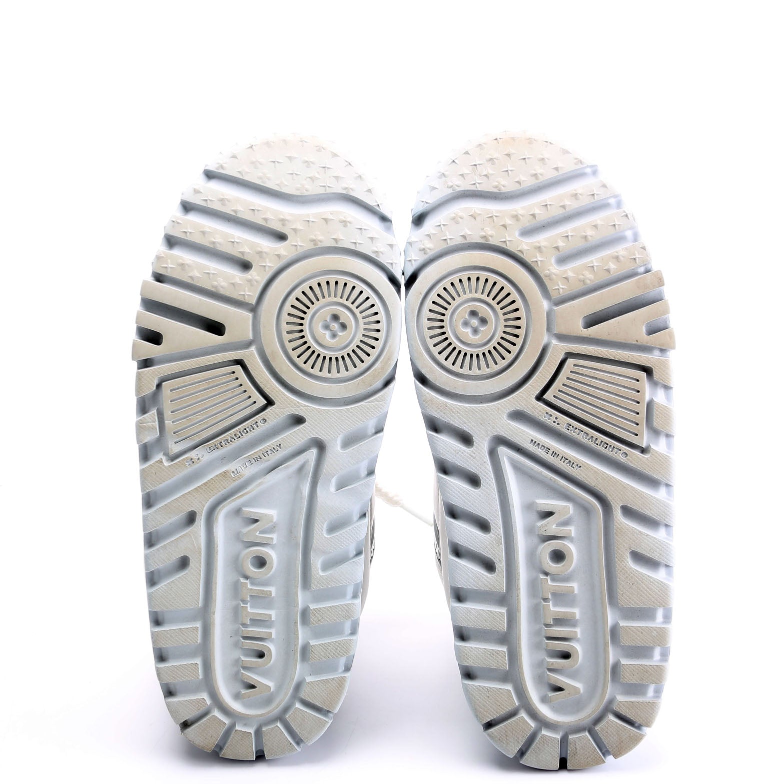 Louis Vuitton Trainer Maxi Size 39 White