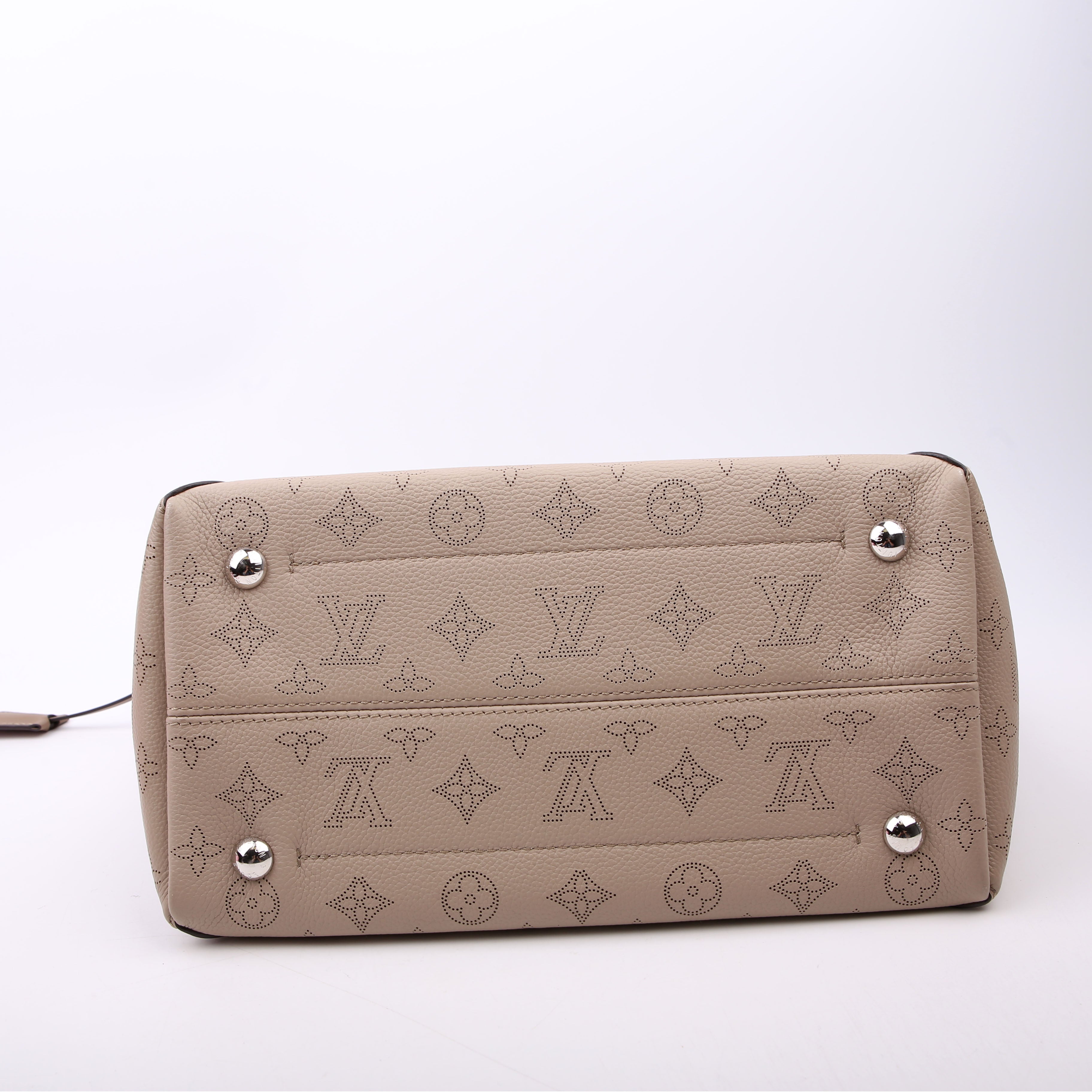 Louis Vuitton Hina MM Mahina Turtledove