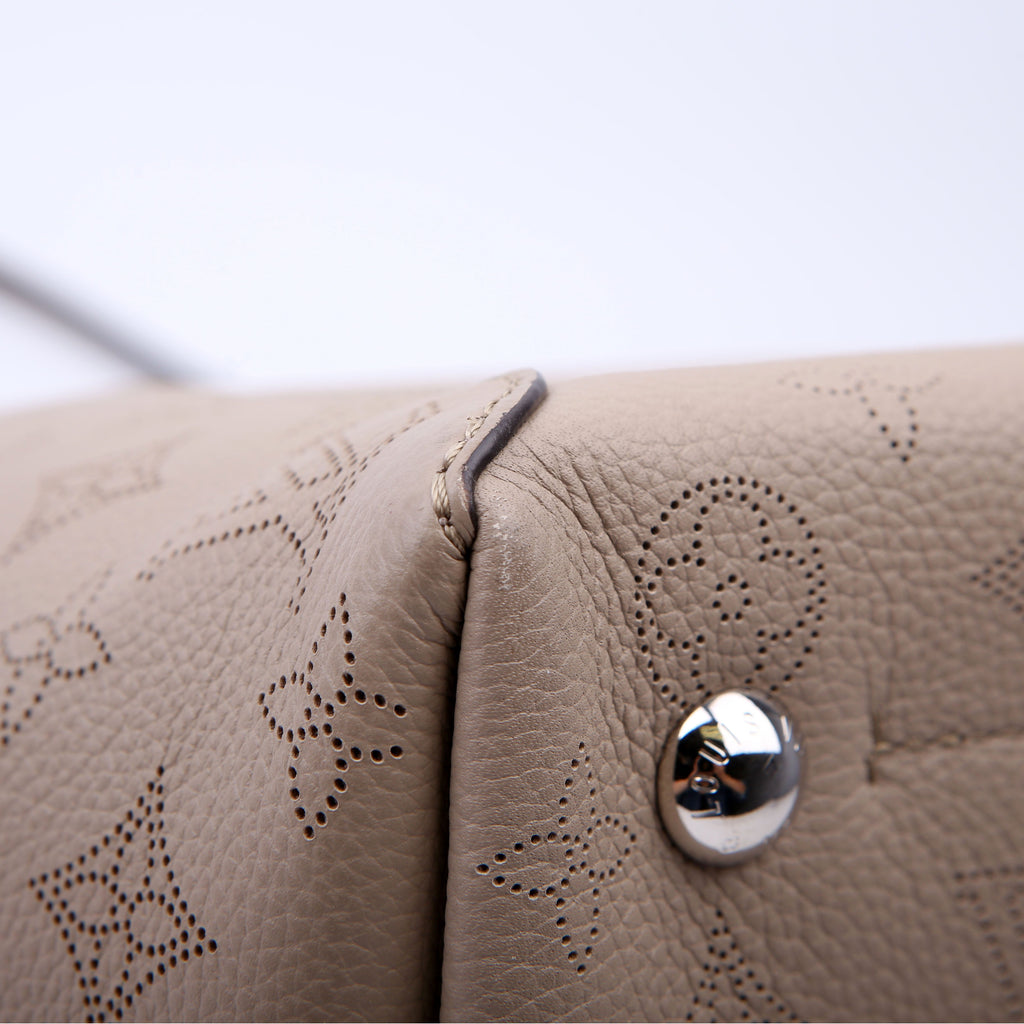 Louis Vuitton Hina MM Mahina Turtledove