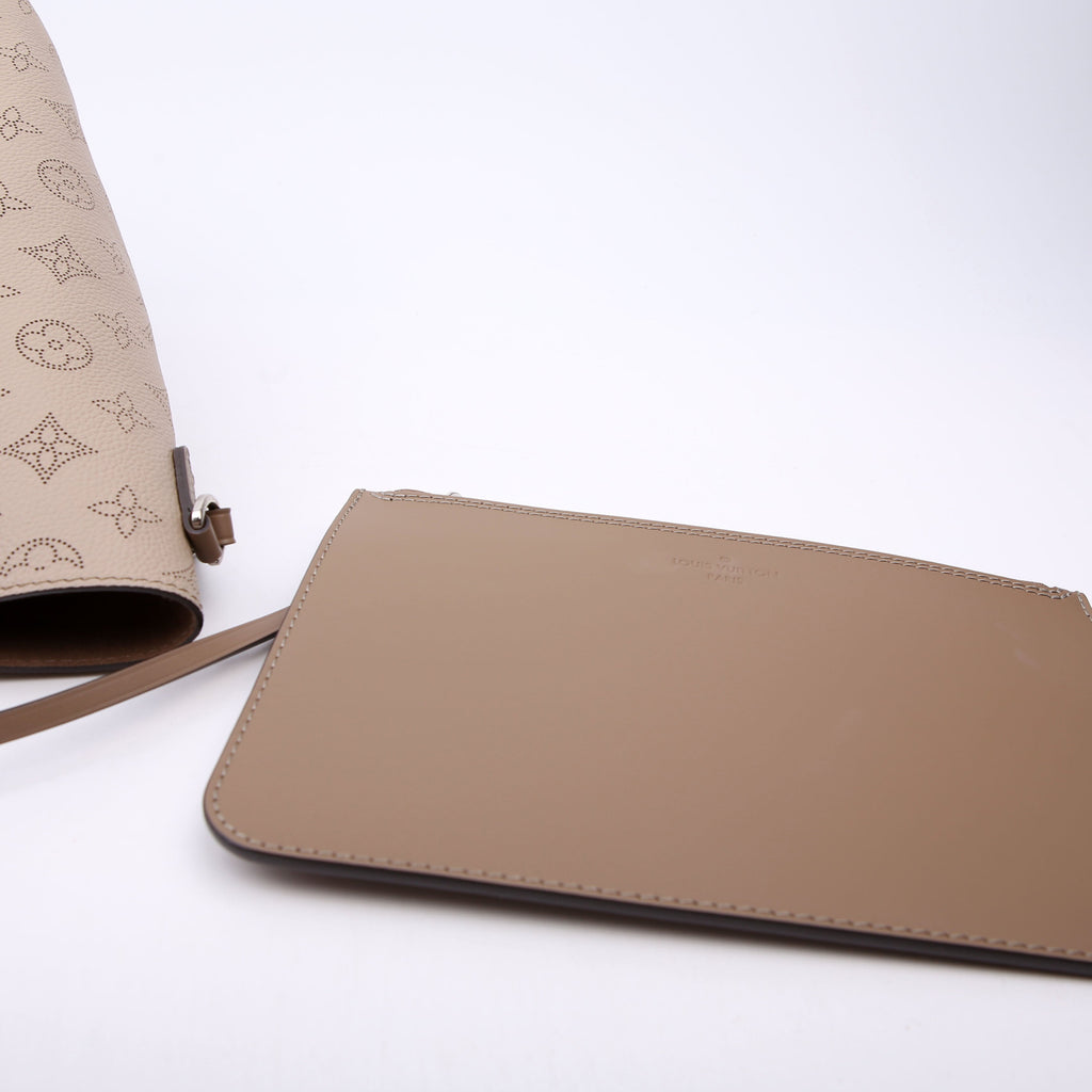 Louis Vuitton Hina MM Mahina Turtledove