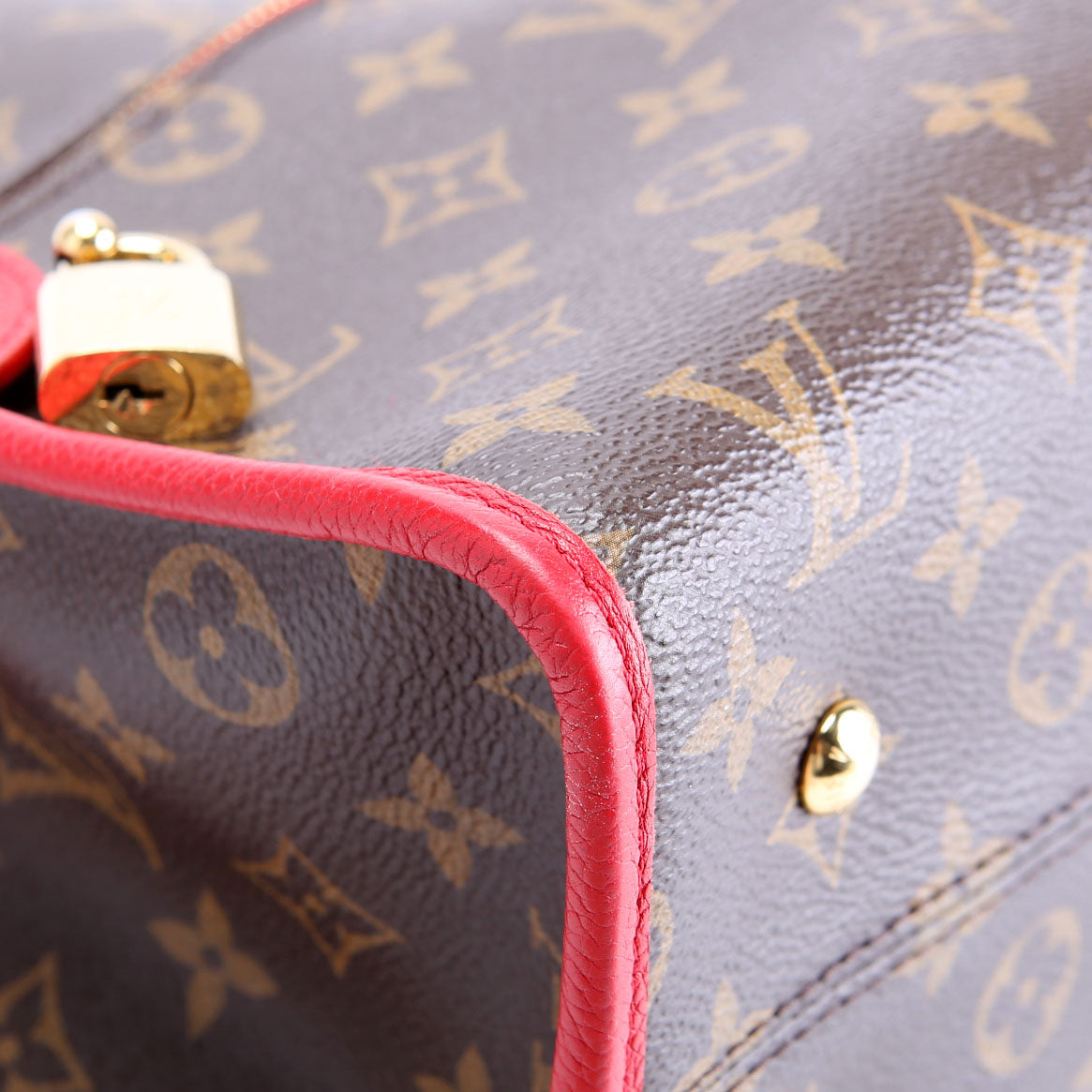 Louis Vuitton Popincourt PM NM Monogram Red
