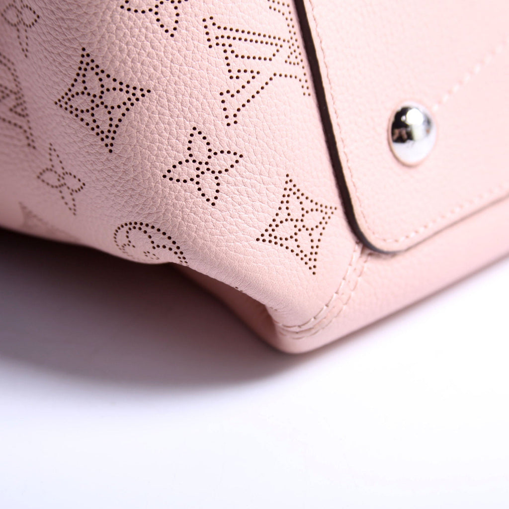 Louis Vuitton Huamea Mahina Pink
