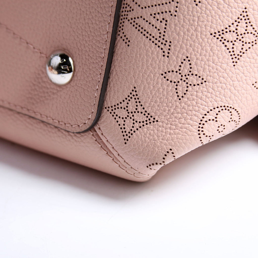 Louis Vuitton Huamea Mahina Pink