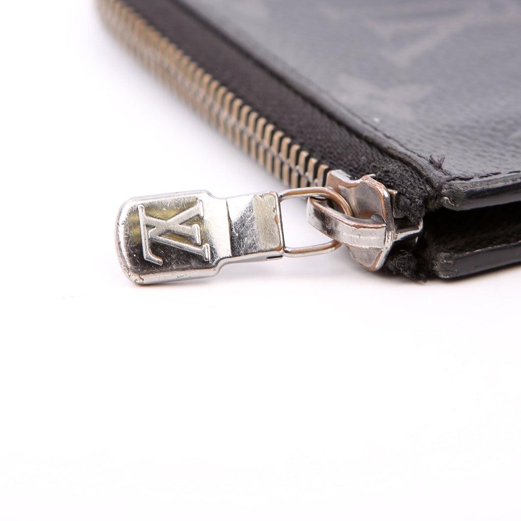 Louis Vuitton Porte Monnaie Jour Monogram Eclipse
