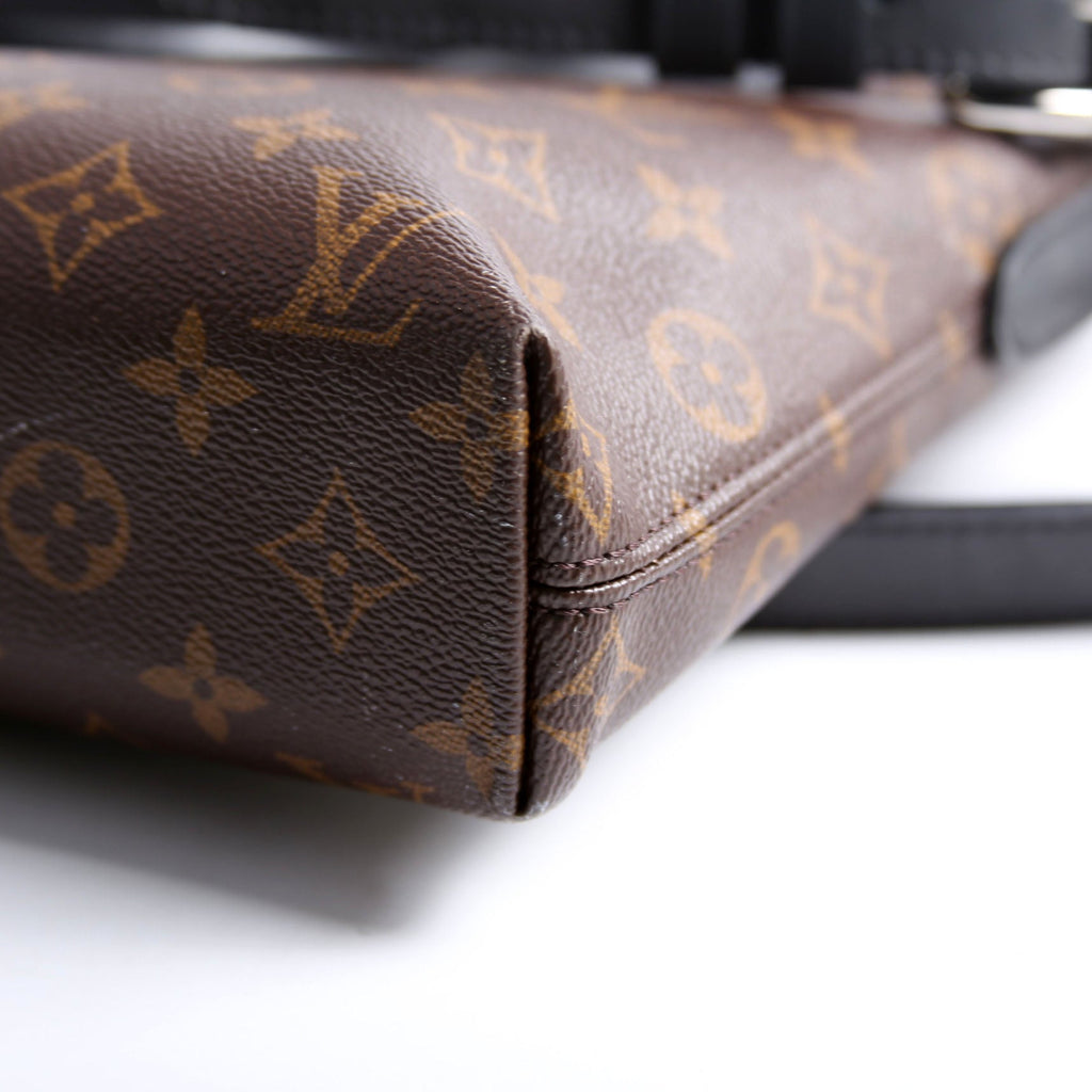 Louis Vuitton Porte Documents Jour Monogram Macassar Brown/Black