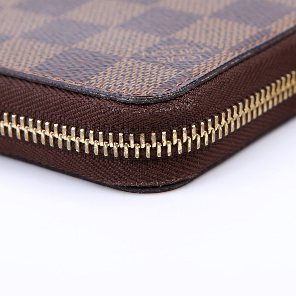 Louis Vuitton Zippy Wallet Damier Ebene