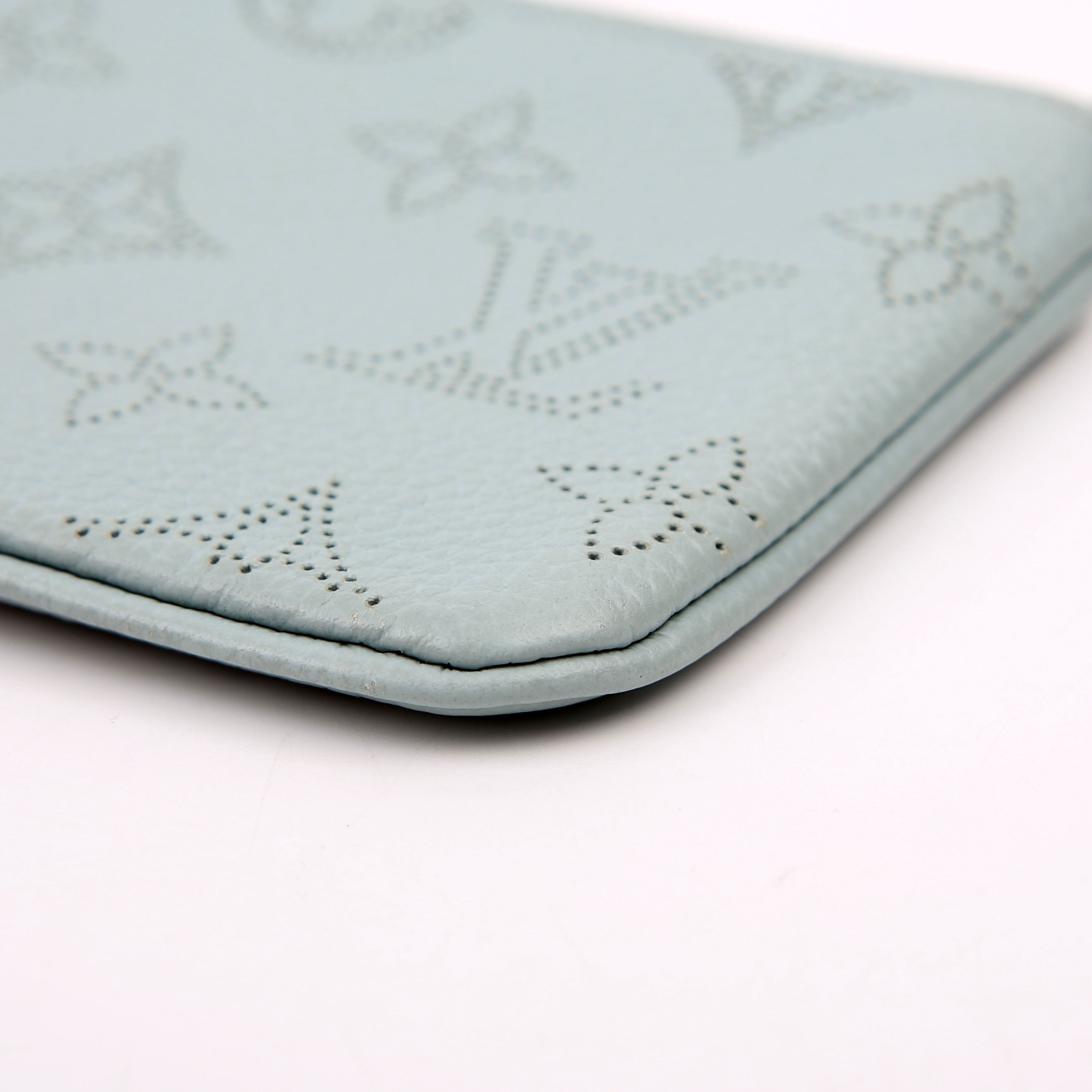 Louis Vuitton Pochette Cles Mahina Blue