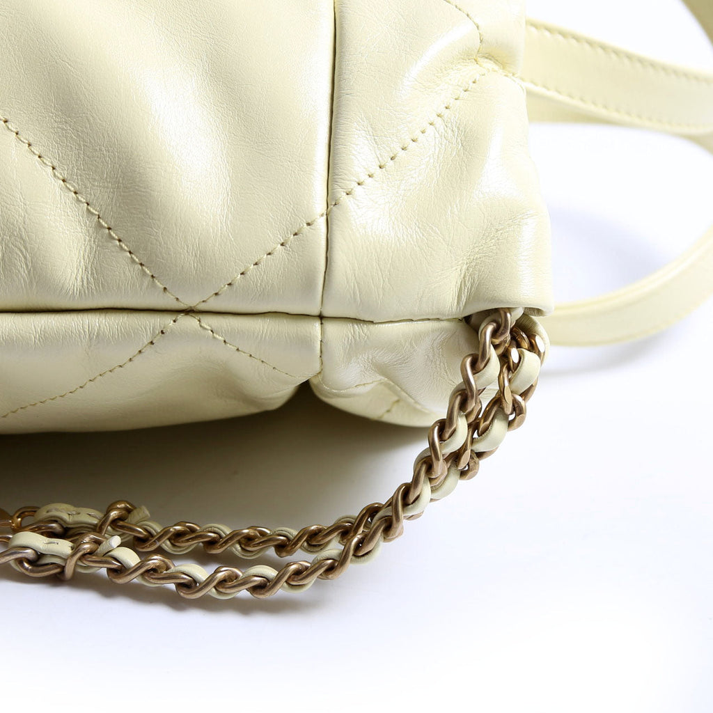 Chanel Chanel 22 Backpack RFID Yellow