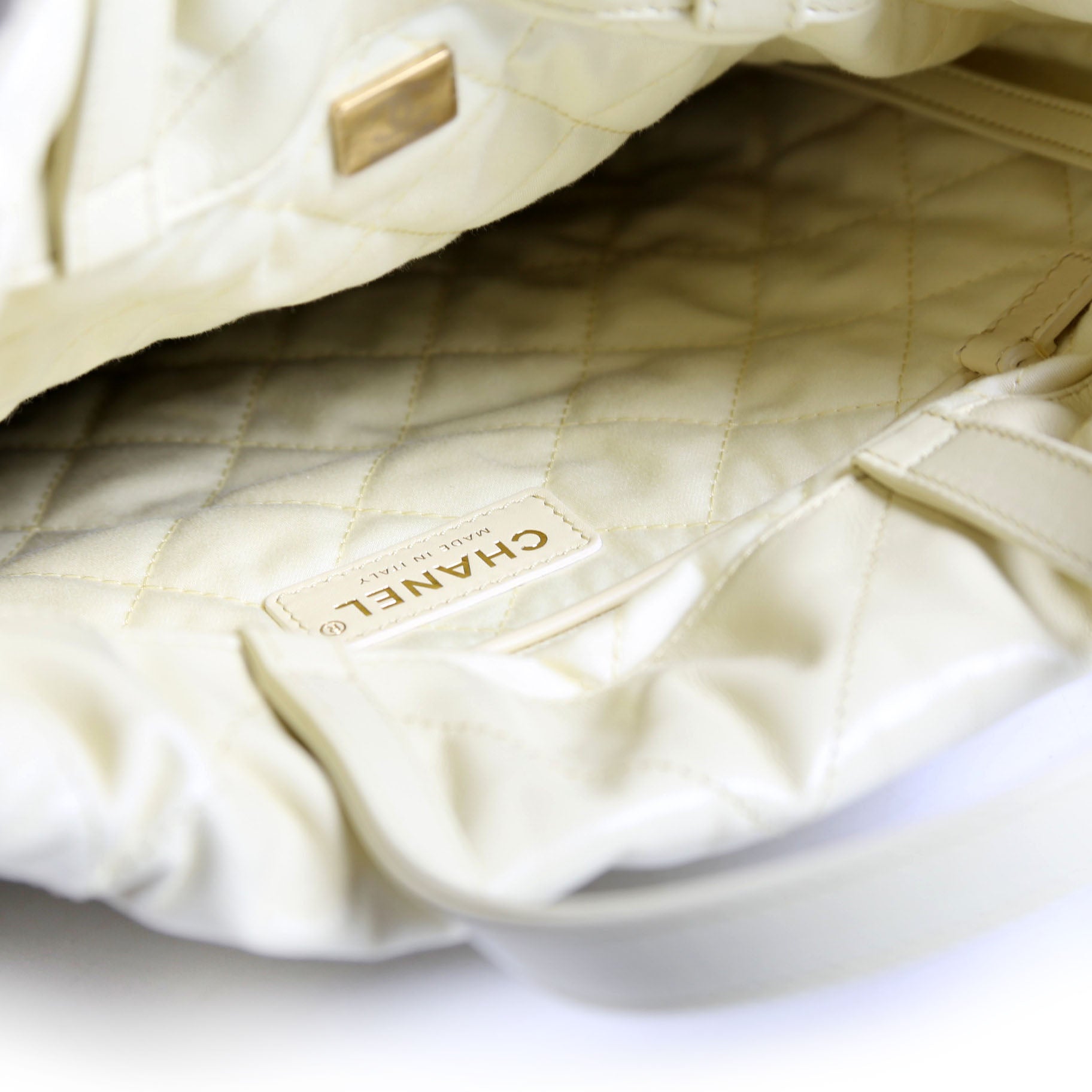 Chanel Chanel 22 Backpack RFID Yellow