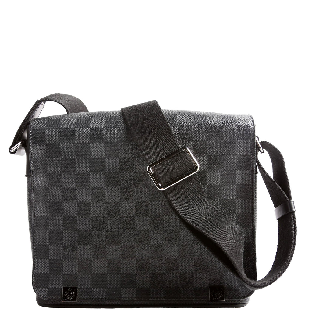 Louis Vuitton District PM Graphite