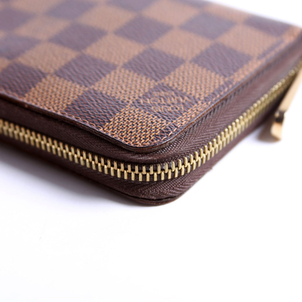 Louis Vuitton Zippy Wallet Ebene