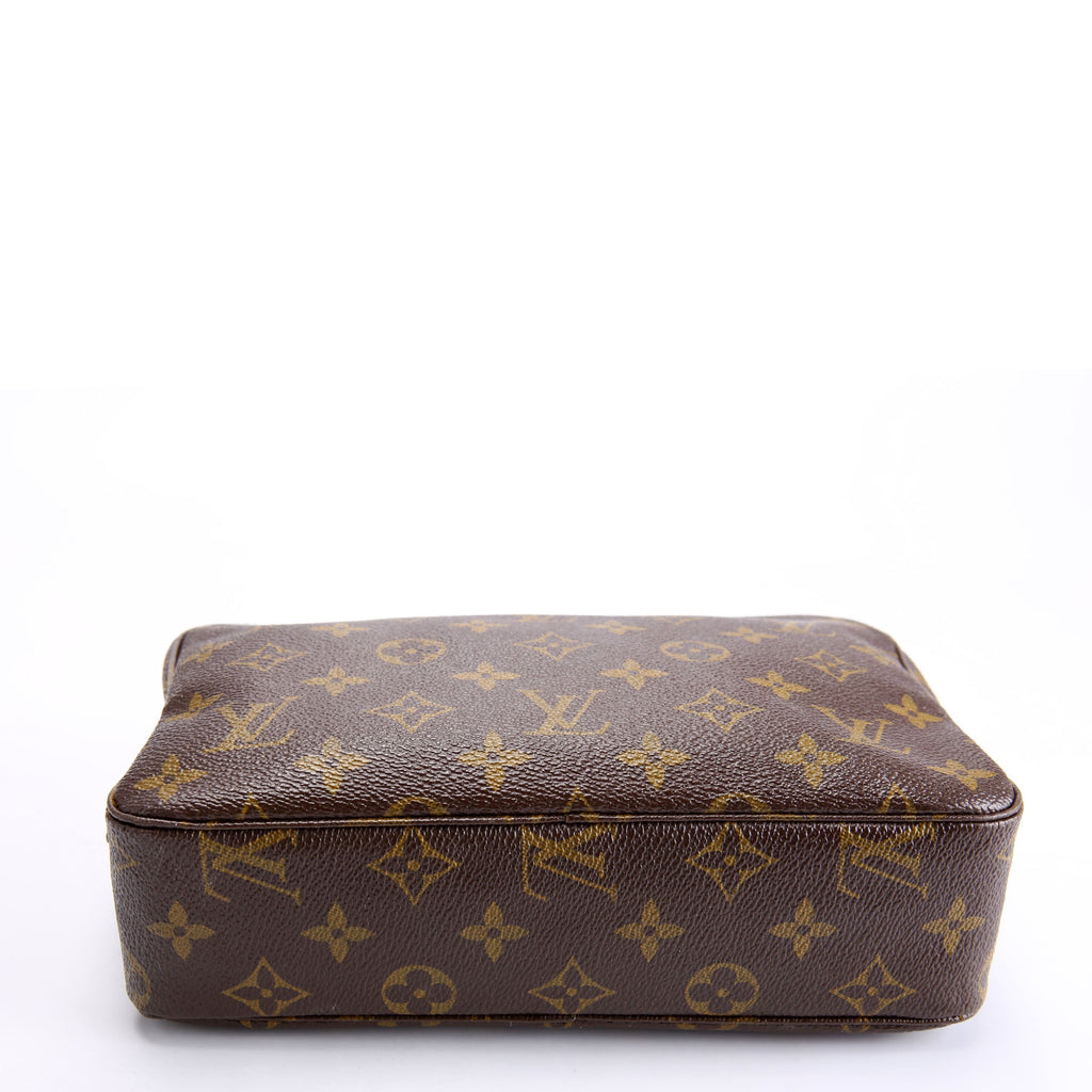 Louis Vuitton Trousse Toilette 23 Monogram