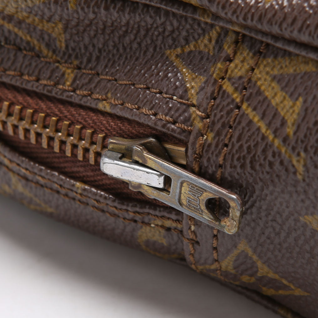 Louis Vuitton Trousse Toilette 23 Monogram