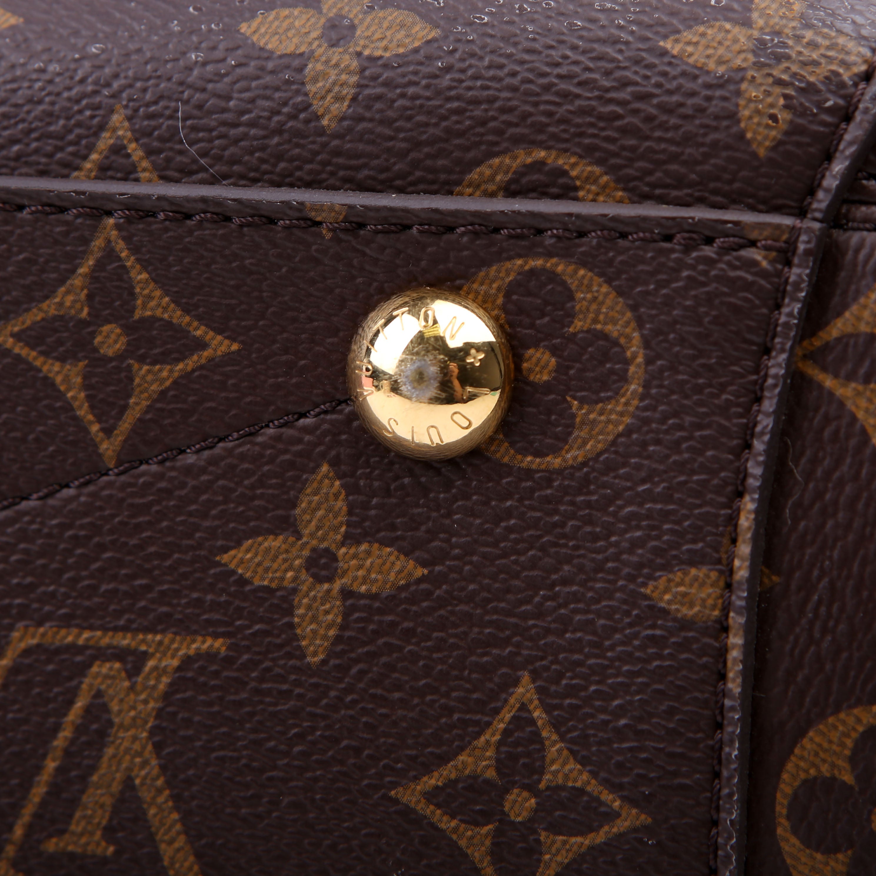 Louis Vuitton Montaigne MM Monogram