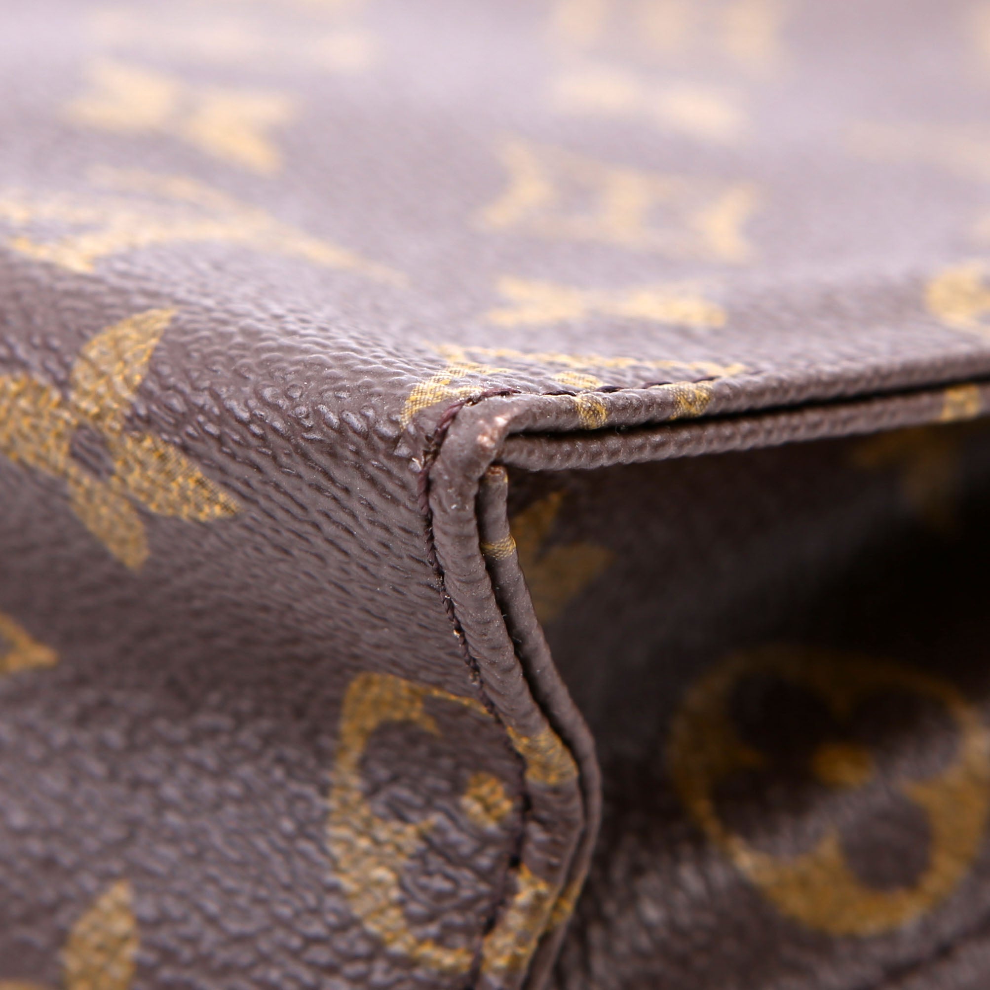 Louis Vuitton Toiletry Pouch 26 Newer Monogram