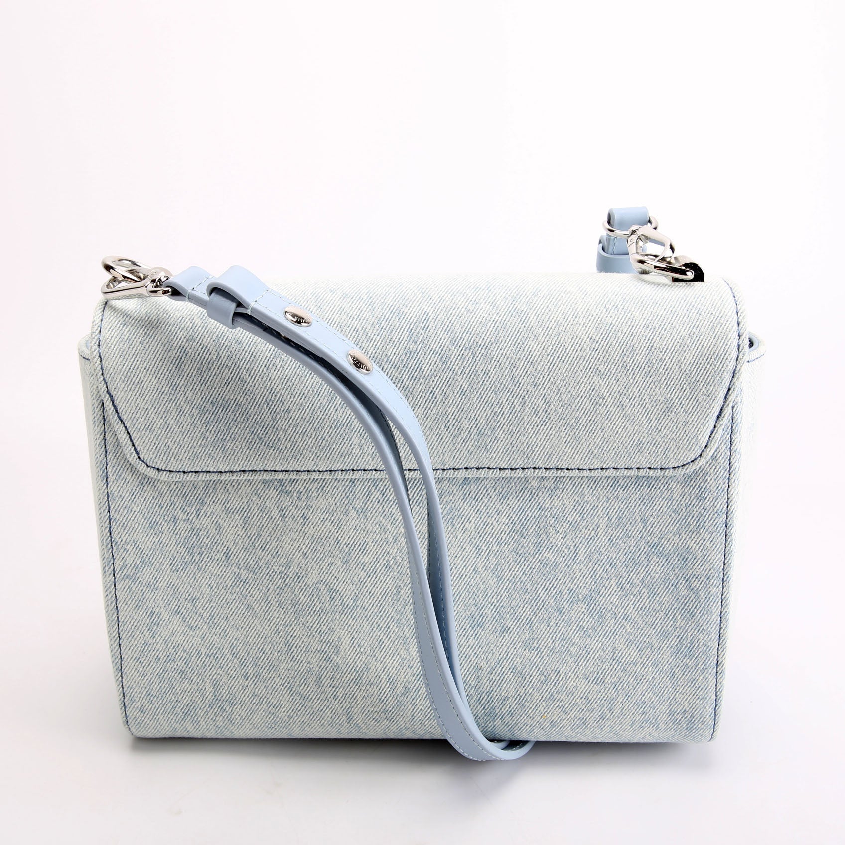 Louis Vuitton Twist MM Denim Blue