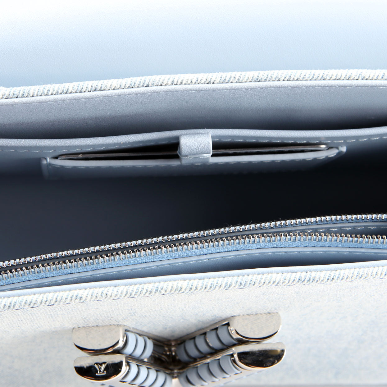 Louis Vuitton Twist MM Denim Blue