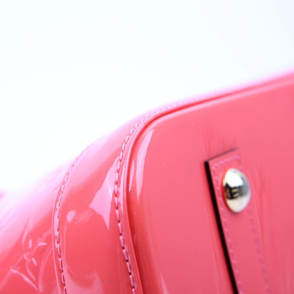 Louis Vuitton Alma PM Vernis Salmon