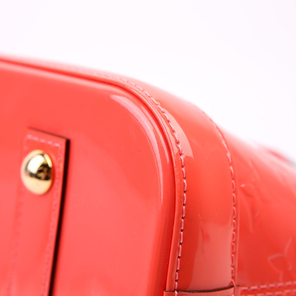 Louis Vuitton Alma PM Vernis Salmon