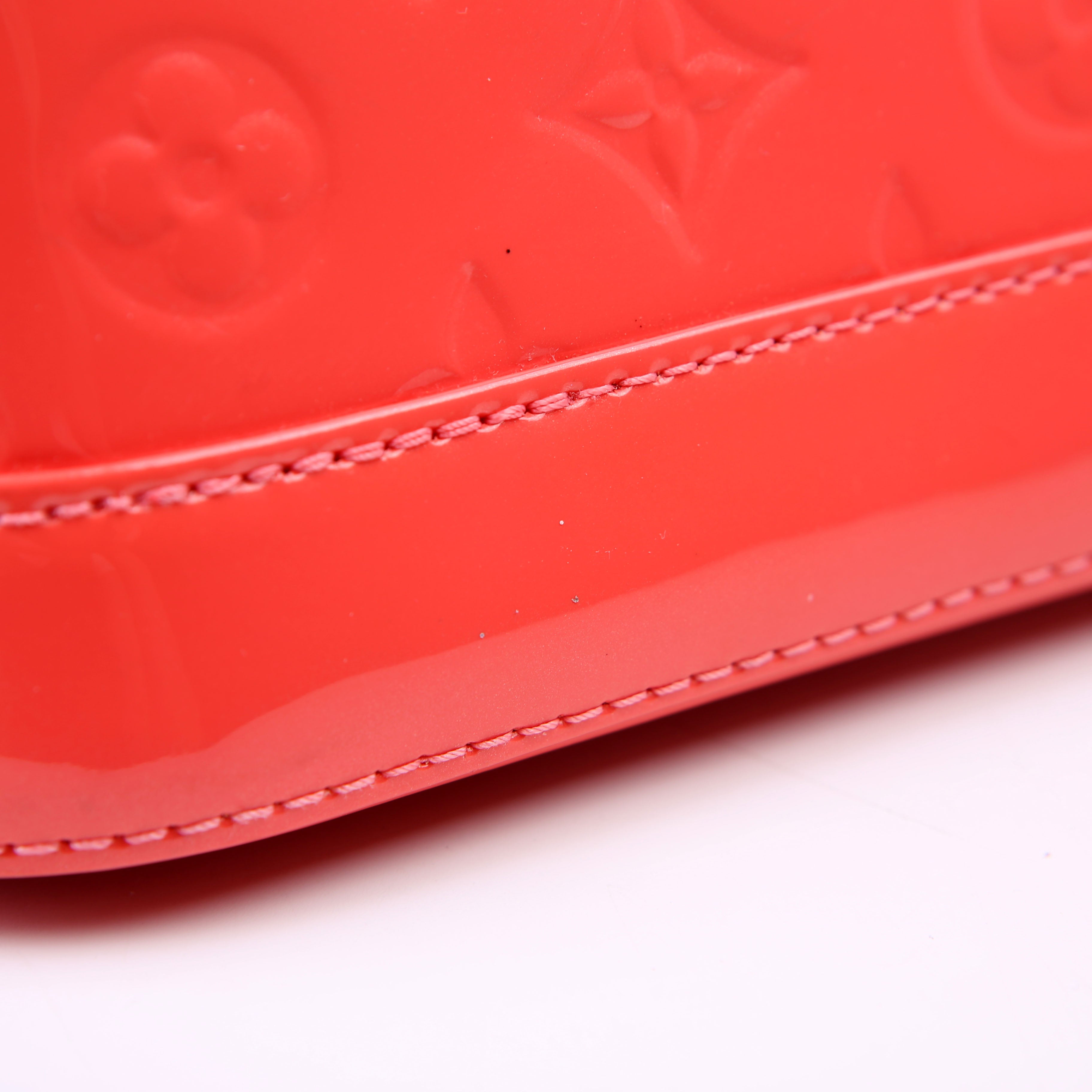 Louis Vuitton Alma PM Vernis Salmon