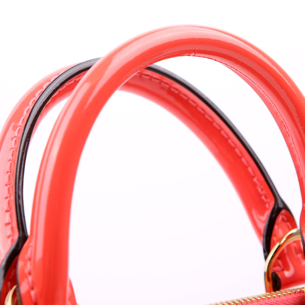 Louis Vuitton Alma PM Vernis Salmon