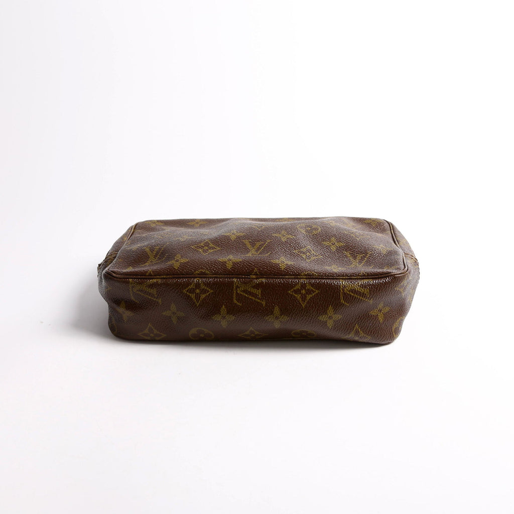 Louis Vuitton Trousse Toilette 23 Monogram