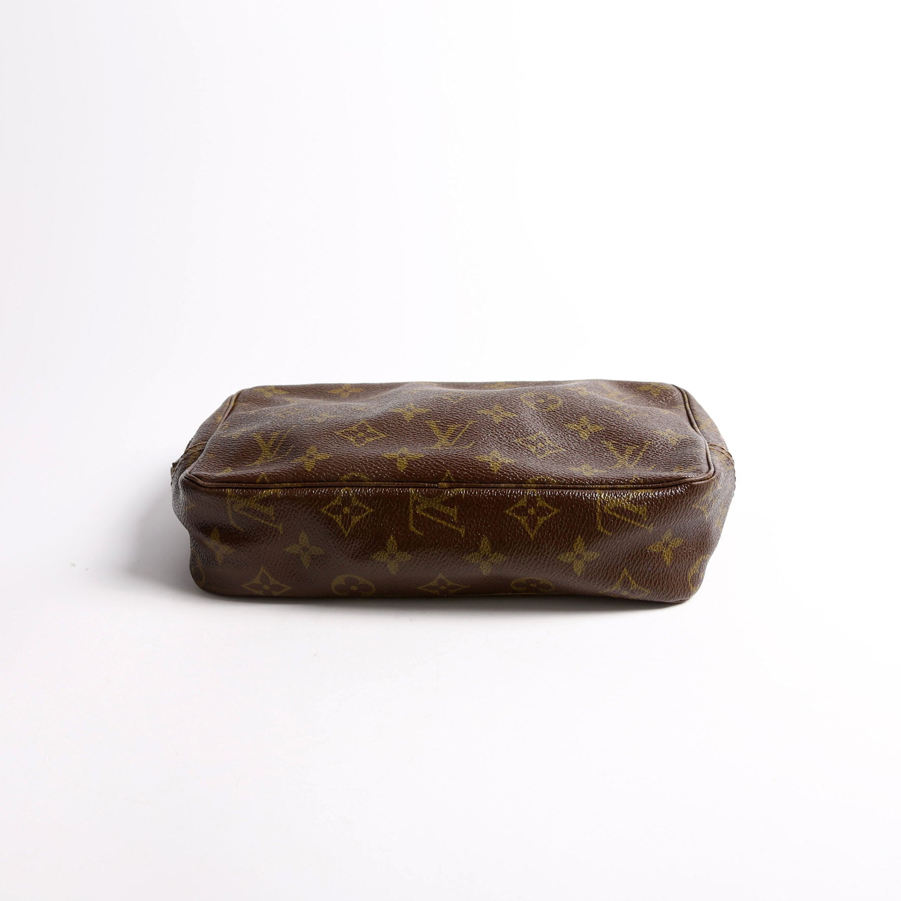 Louis Vuitton Trousse Toilette 23 Monogram