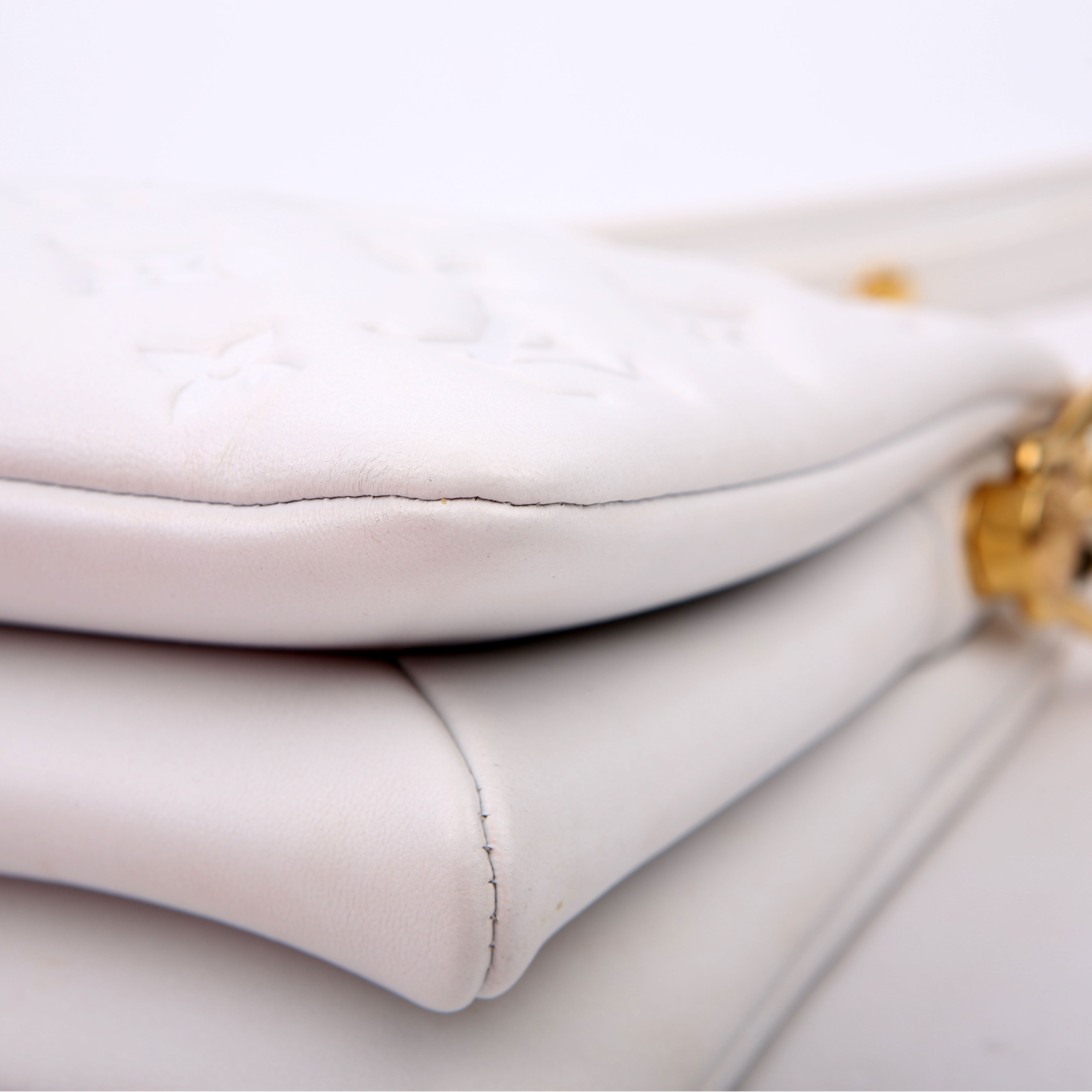 Louis Vuitton Coussin BB Lambskin New Version White