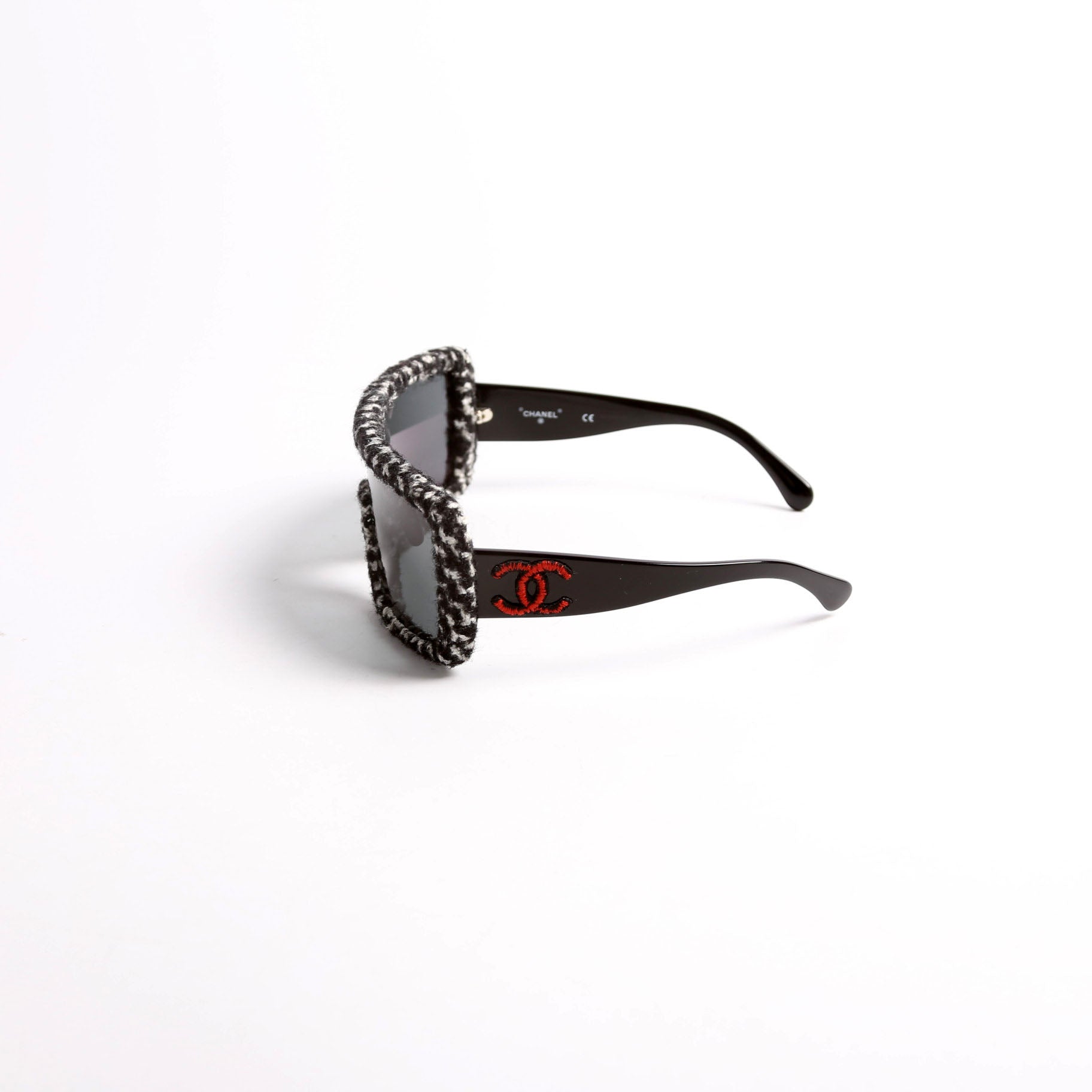 Chanel 71367 Shield Acetate Tweed