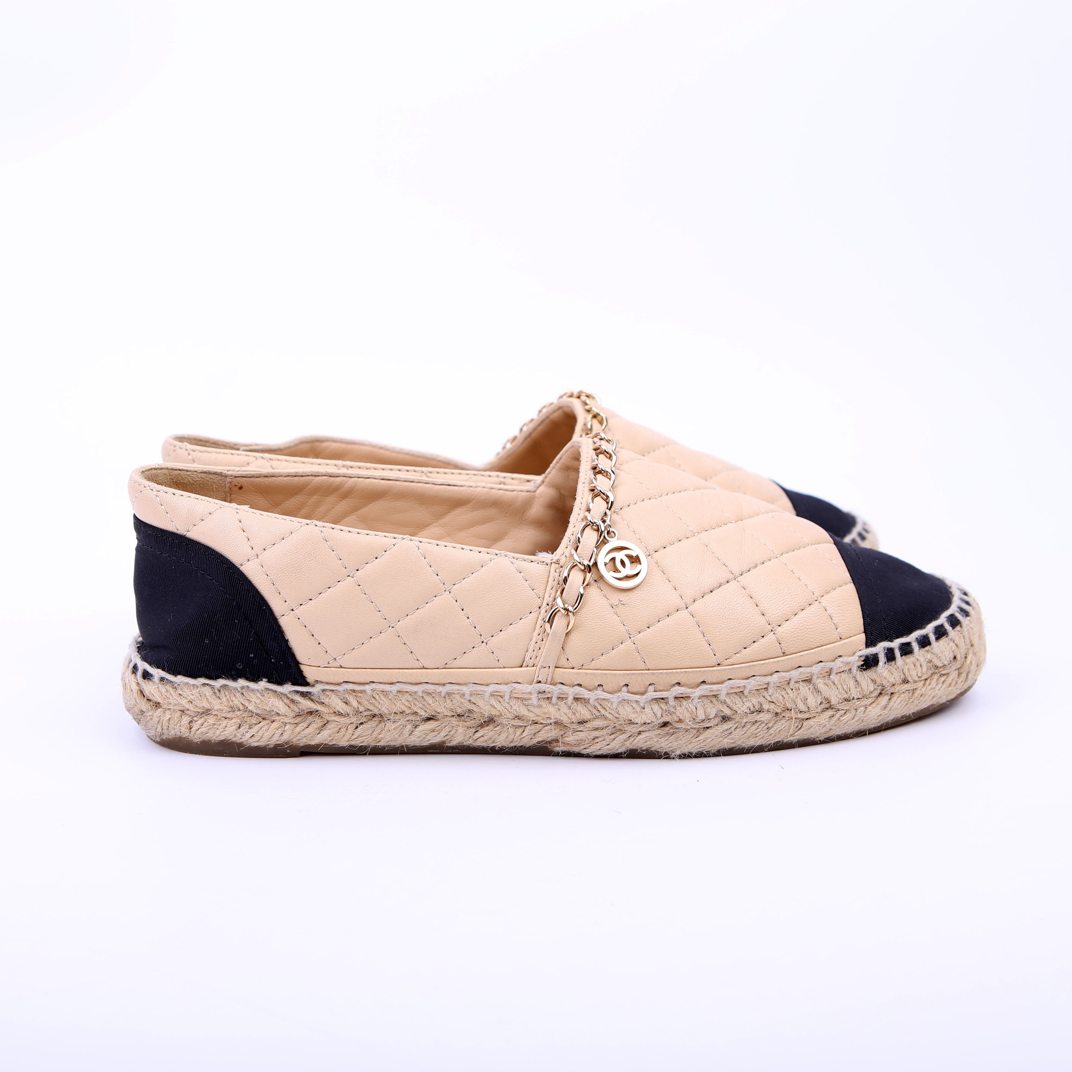 Chanel Cap Toe Quilted Espadrilles Size 38 Tan