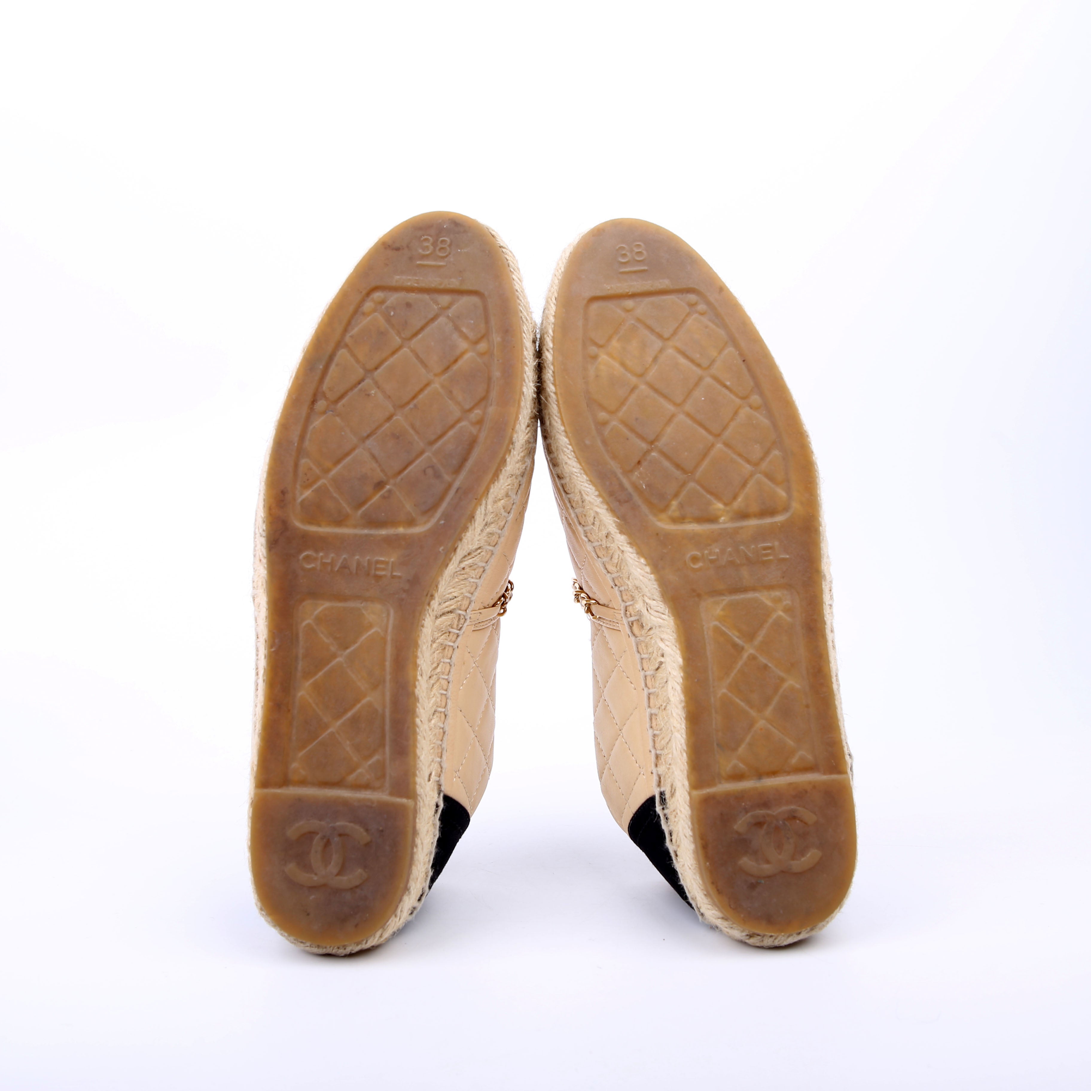 Chanel Cap Toe Quilted Espadrilles Size 38 Tan