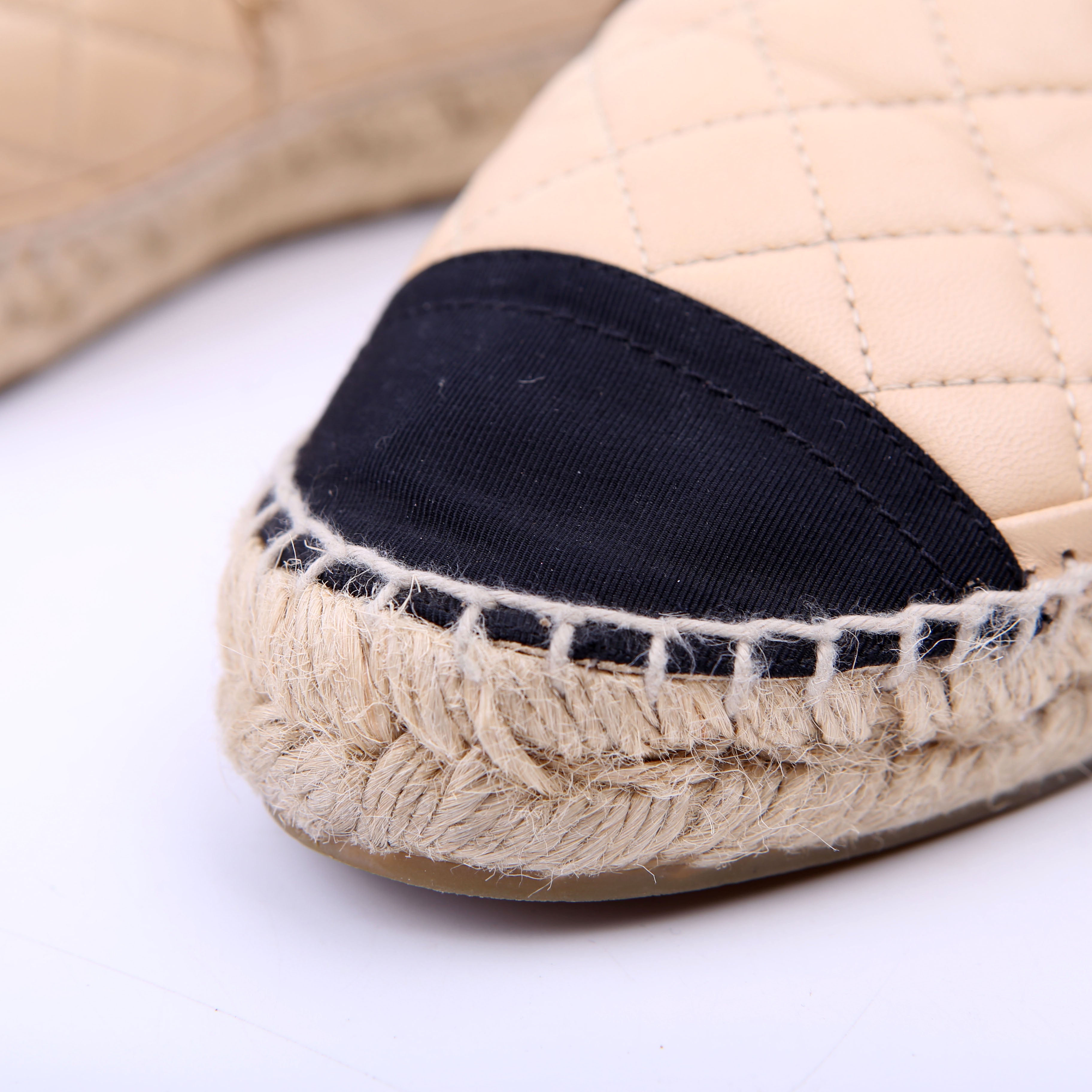 Chanel Cap Toe Quilted Espadrilles Size 38 Tan