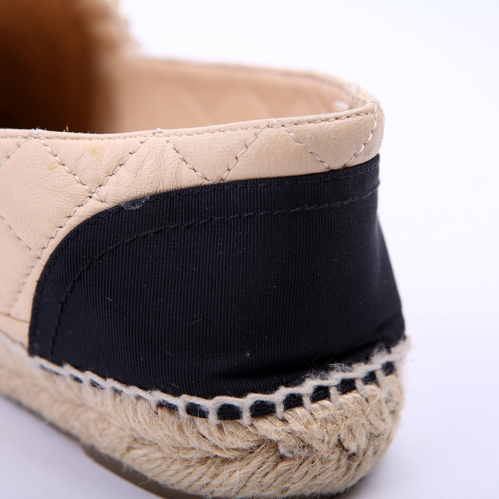 Chanel Cap Toe Quilted Espadrilles Size 38 Tan