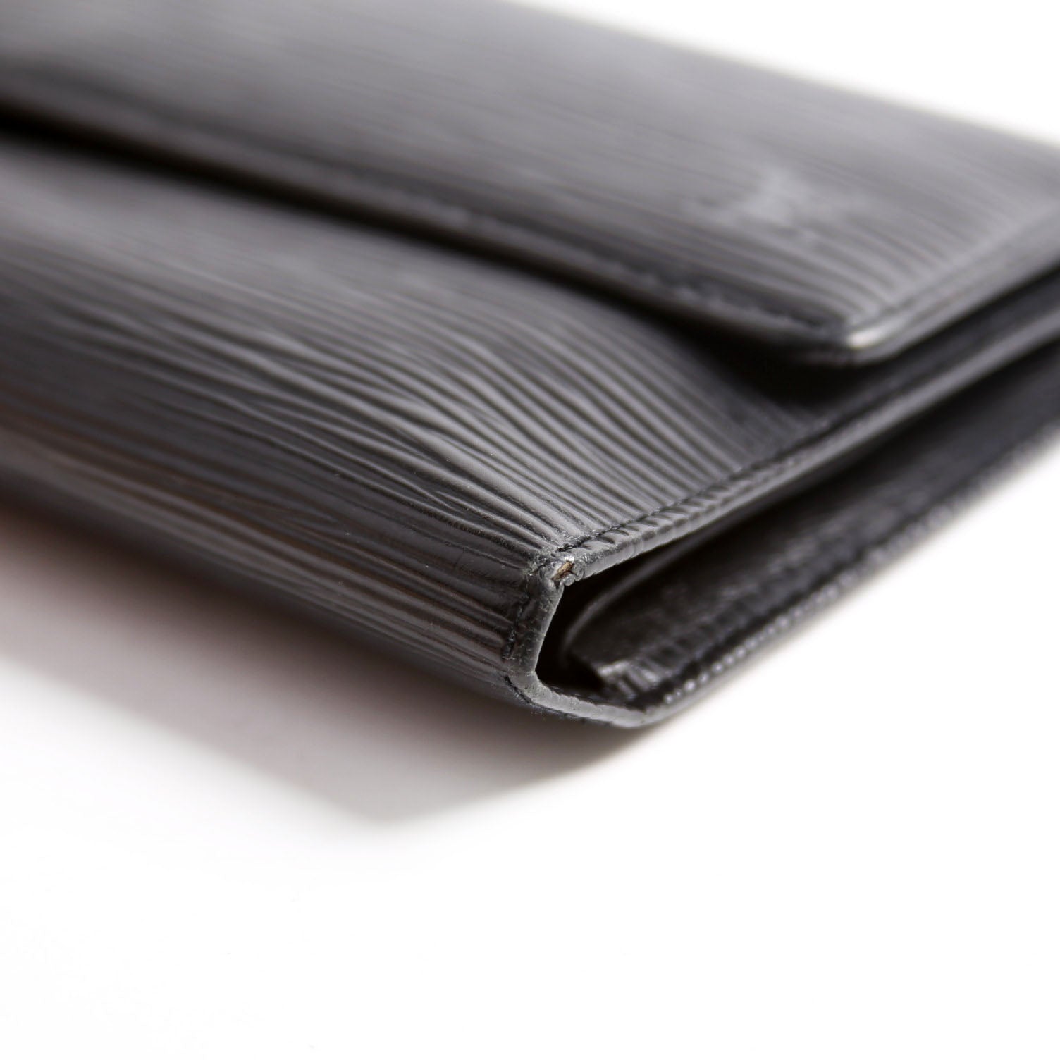 Louis Vuitton Porte Tresor International Wallet Epi Black