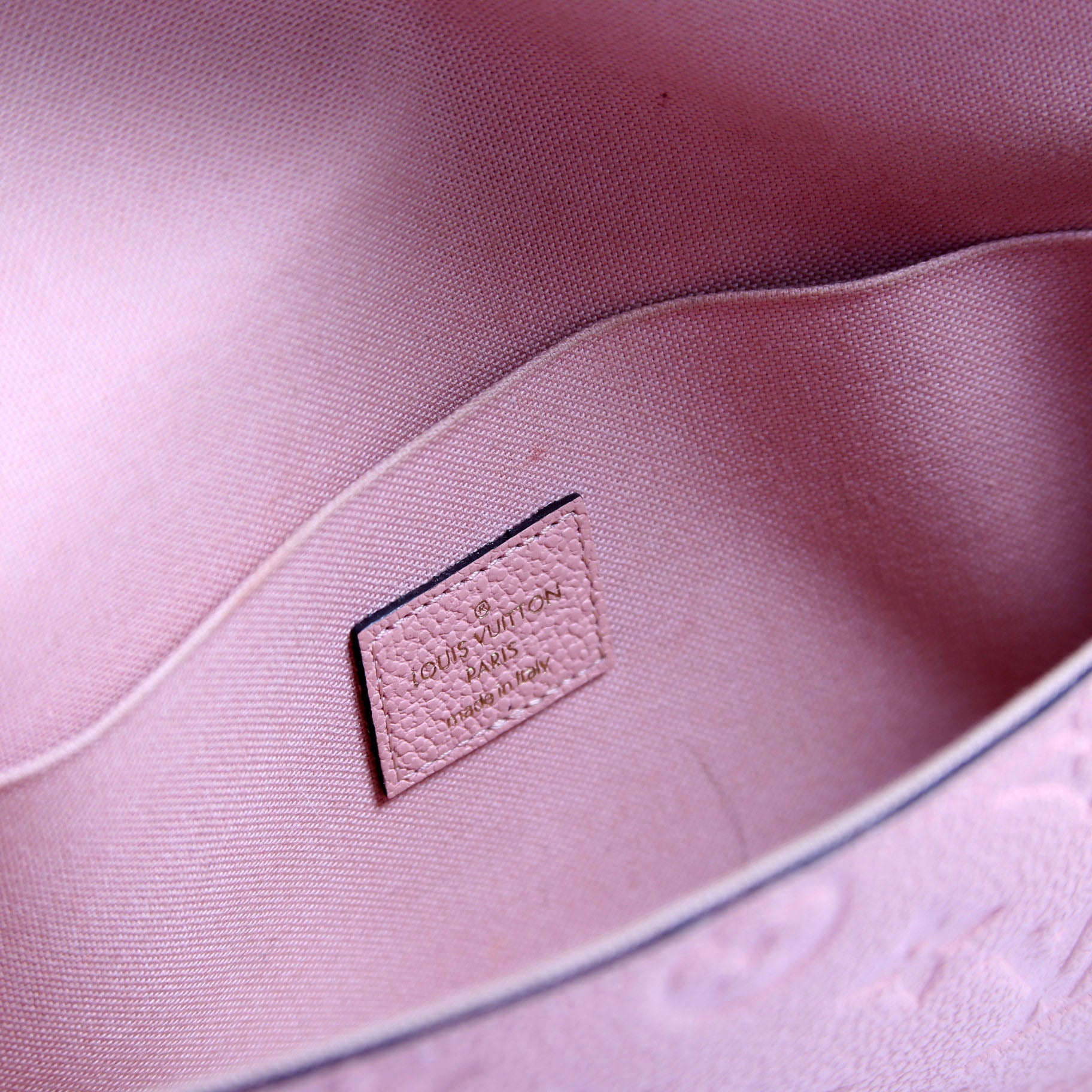 Louis Vuitton Pochette Felicie Empreinte Pink