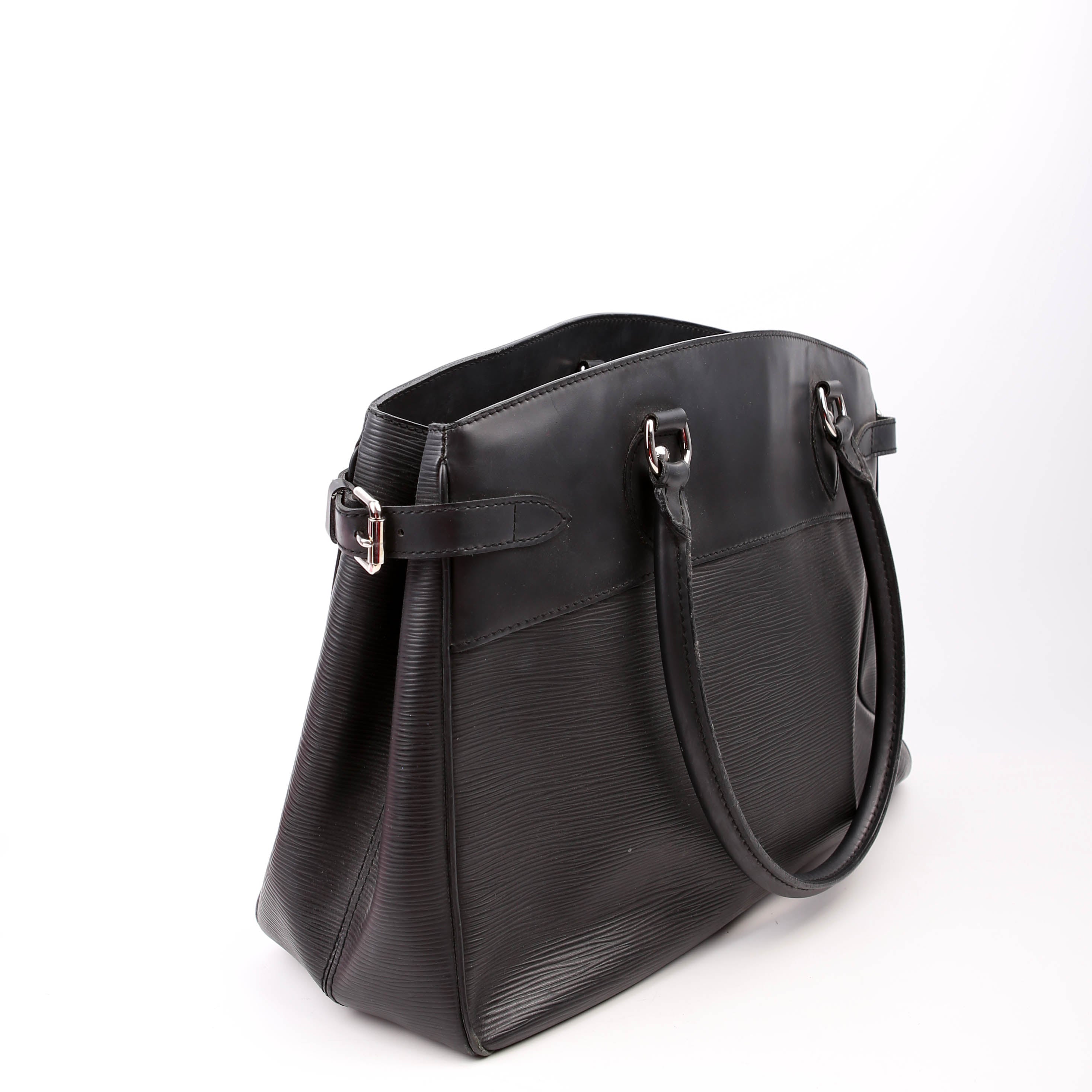 Louis Vuitton Passy GM Epi Black
