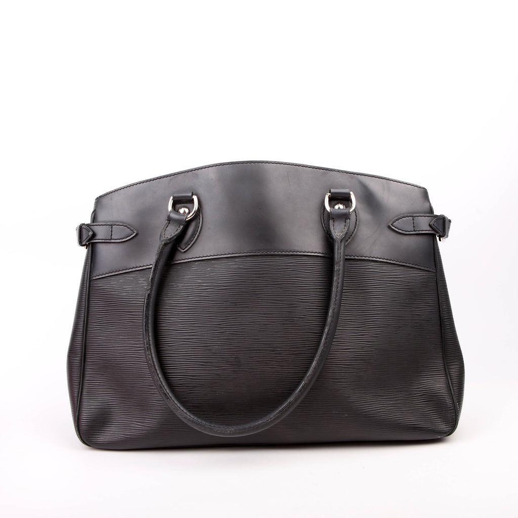 Louis Vuitton Passy GM Epi Black