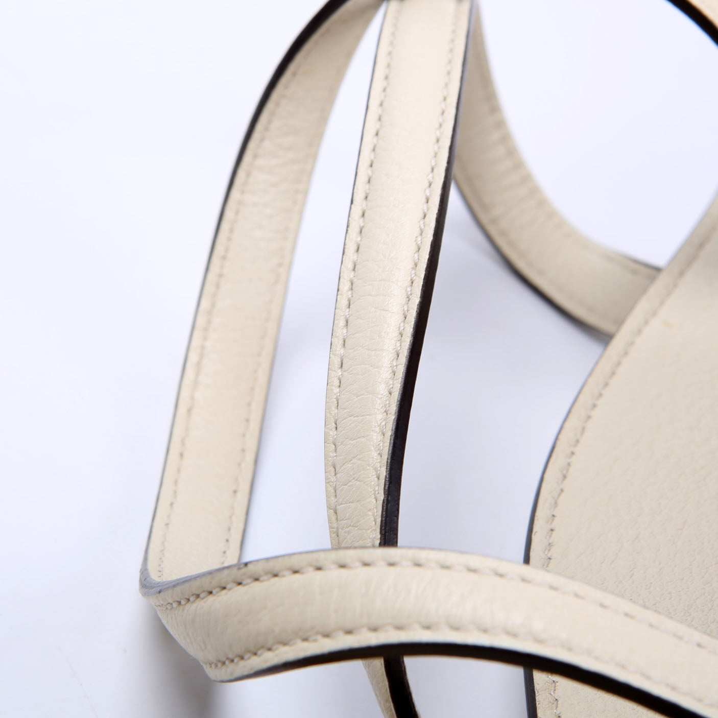 Gucci 505344 Totem Web Butterfly Top Handle Medium White