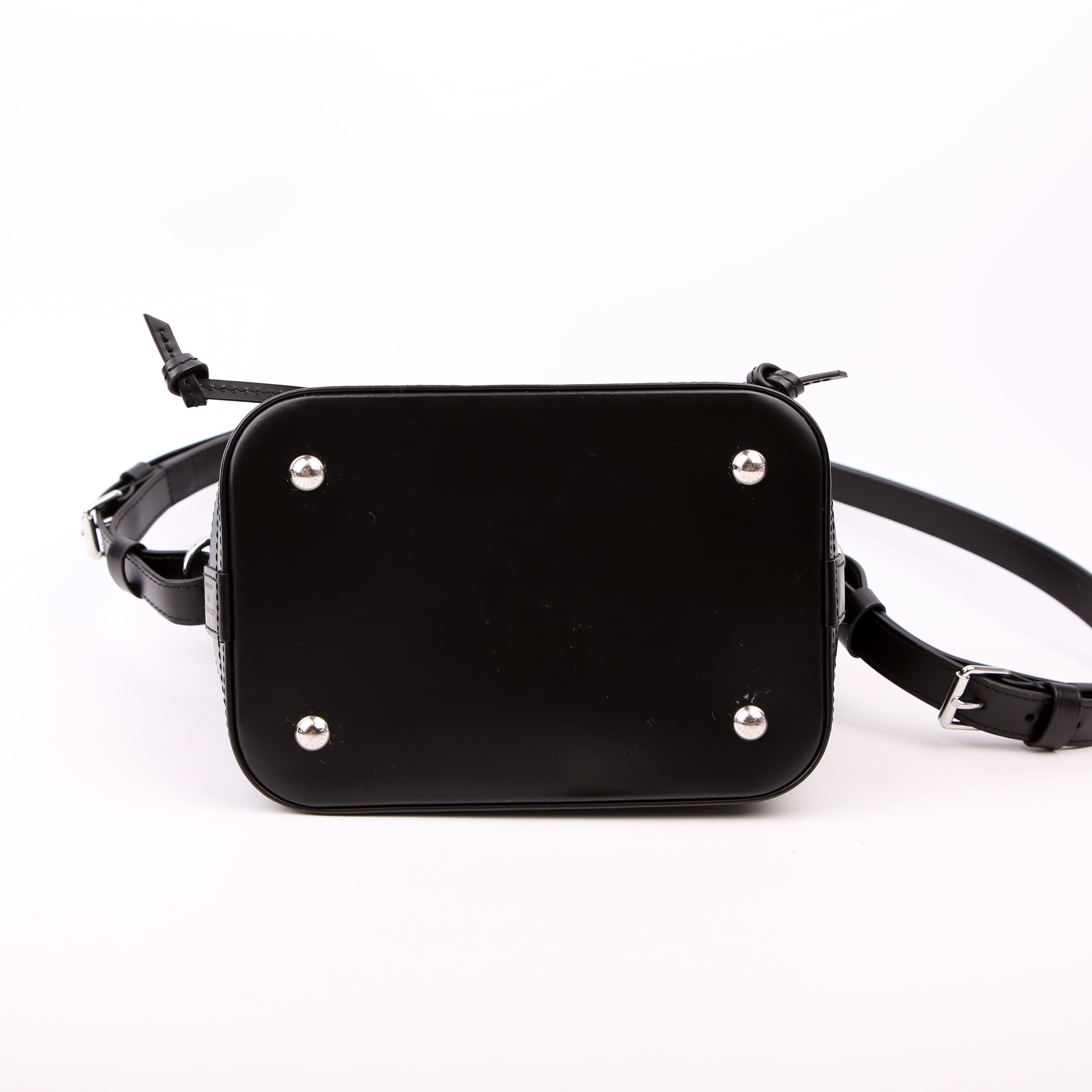 Louis Vuitton Noe BB Epi Black