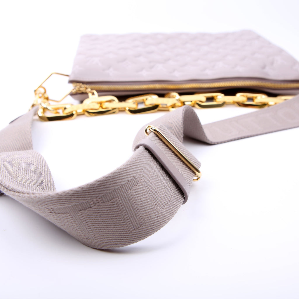 Louis Vuitton Coussin MM NV Lambskin Taupe