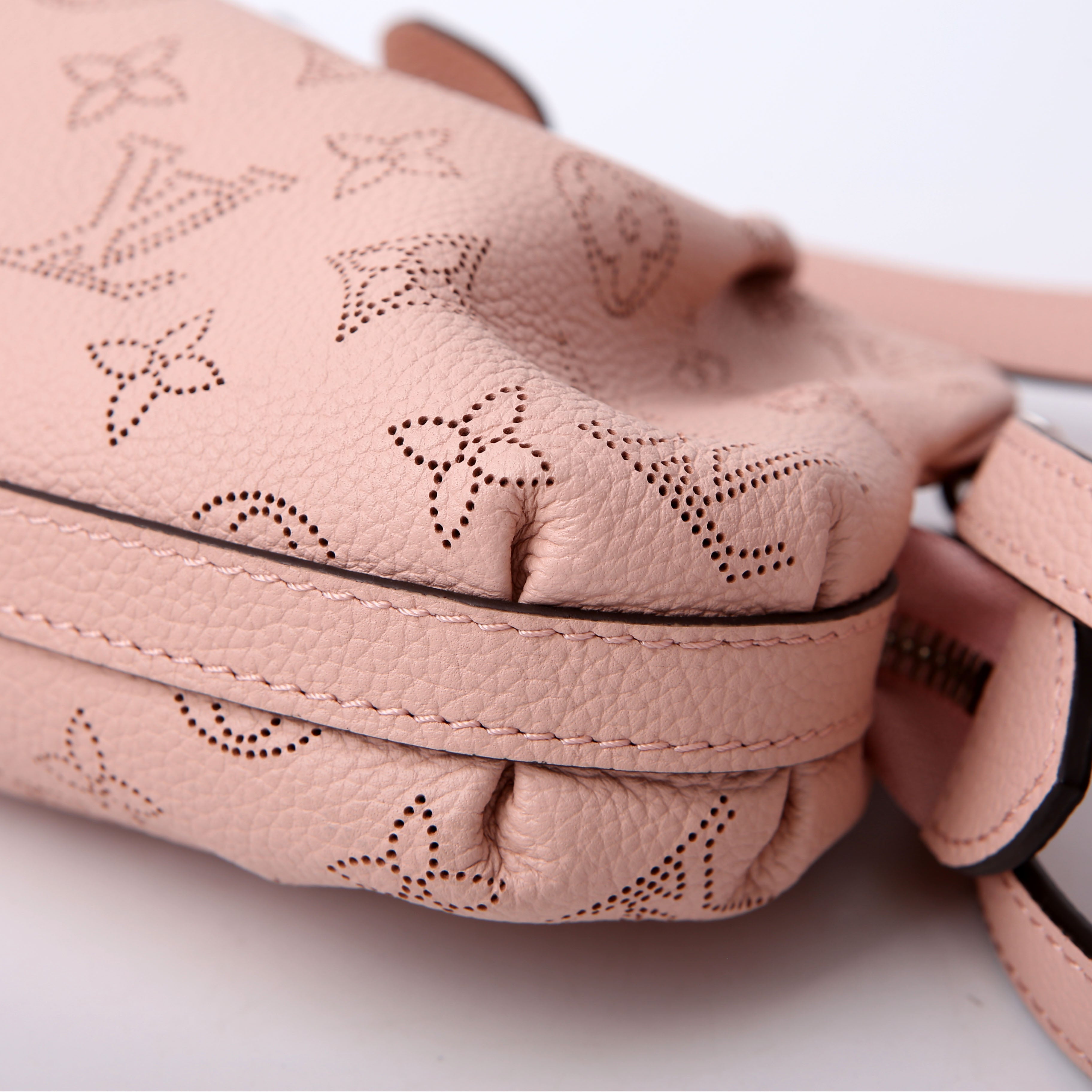 Louis Vuitton Scala Pouch Mini Mahina Pink