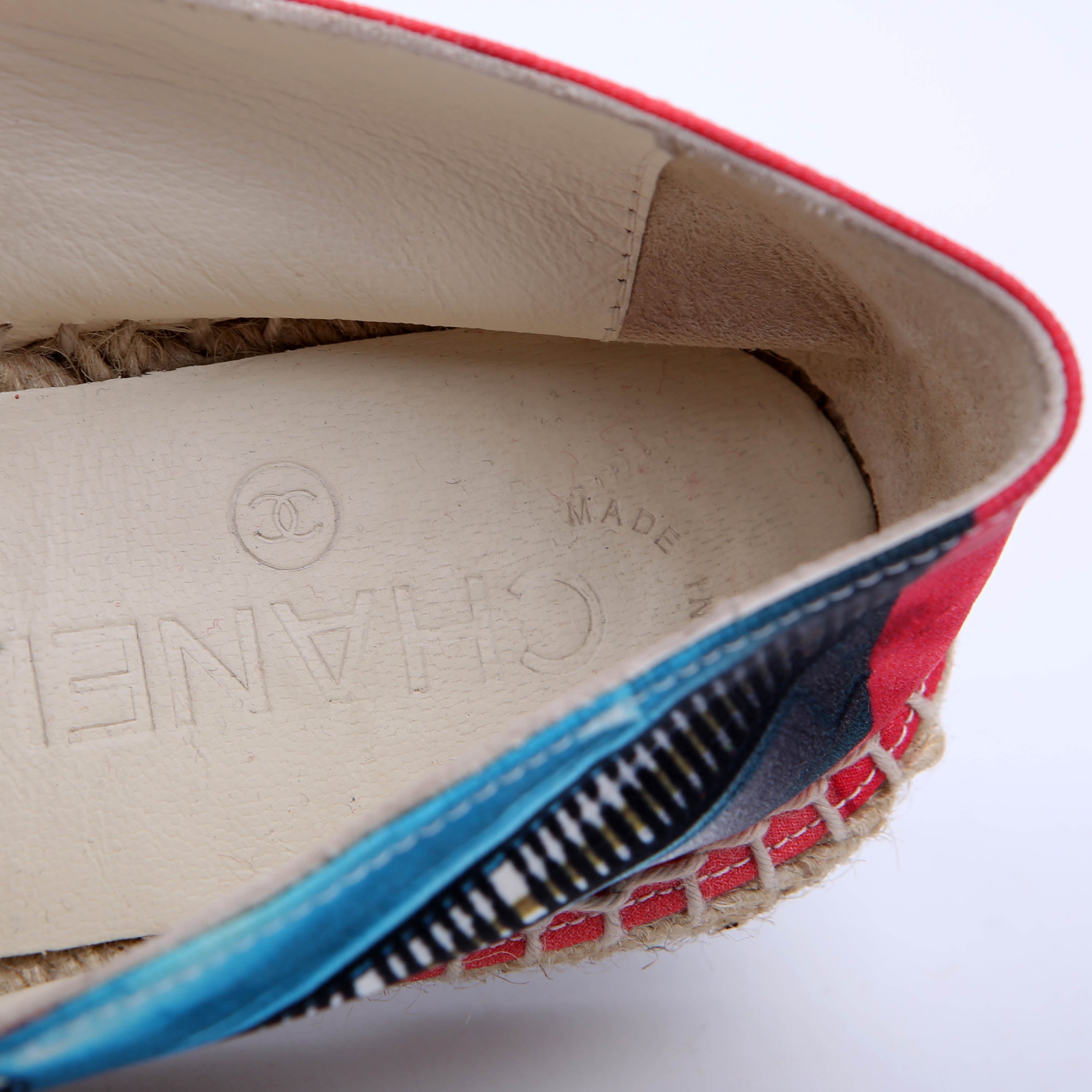 Chanel Espadrille Flats Size 35 Multicolor