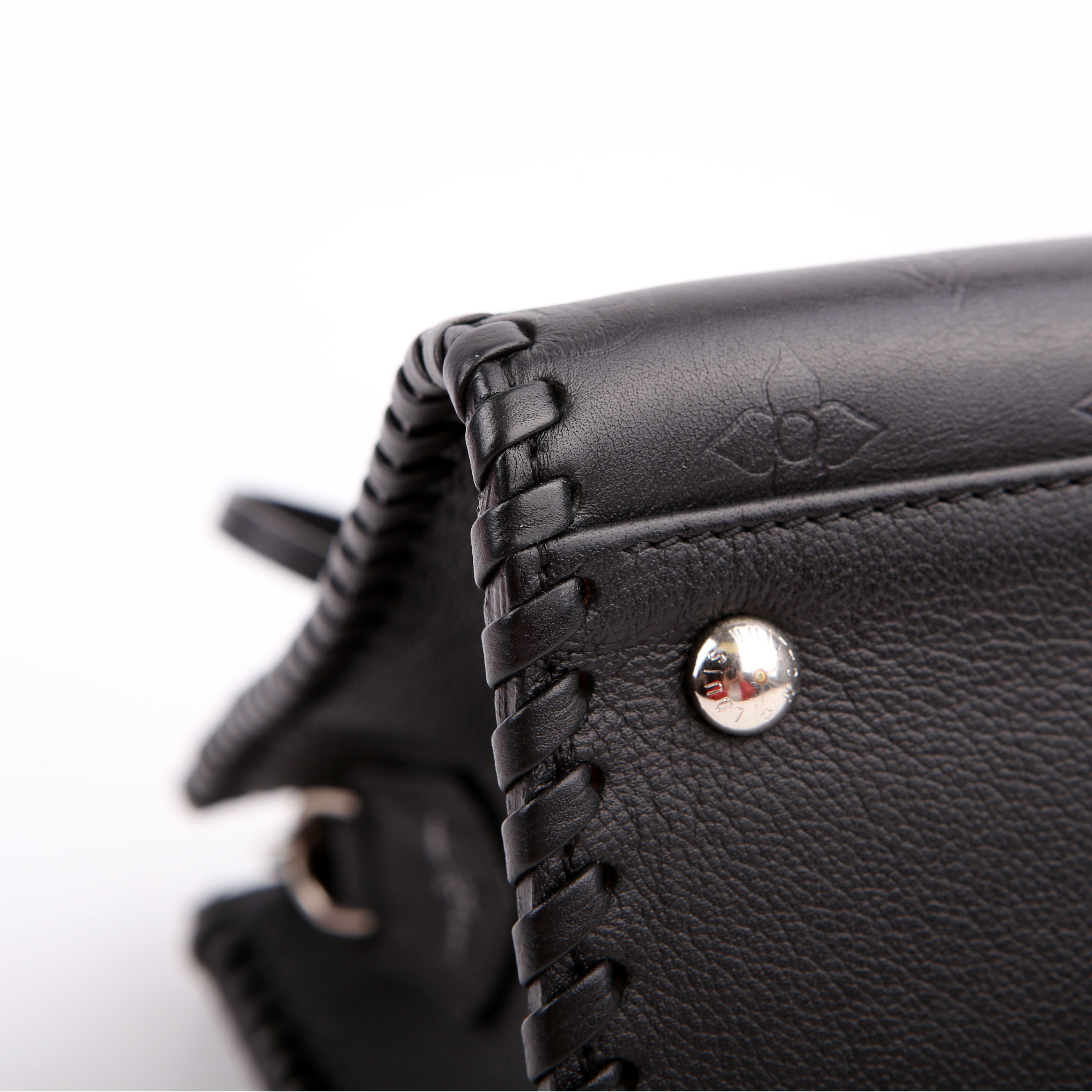 Louis Vuitton Very Zipped Tote Black