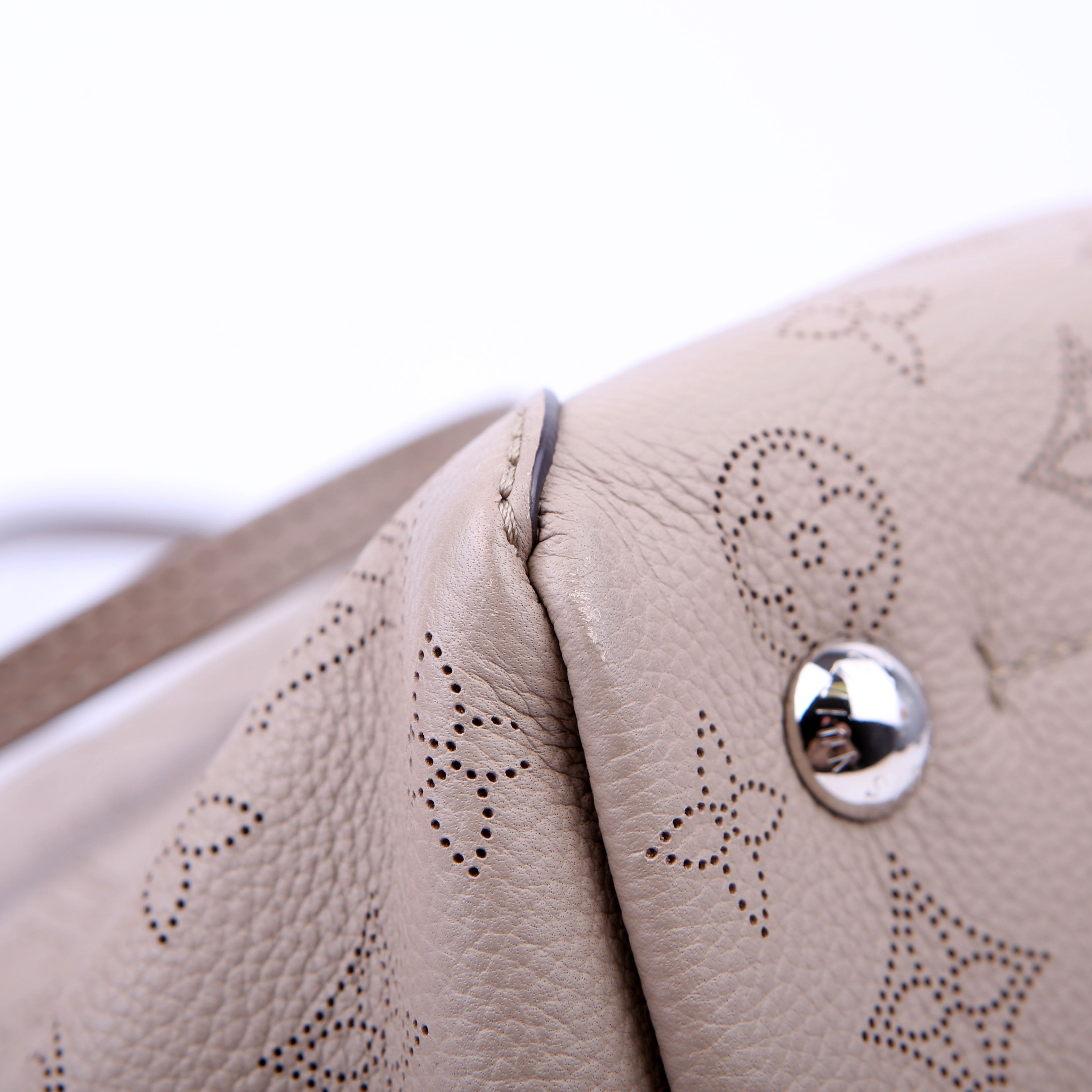 Louis Vuitton Hina MM Mahina Turtledove
