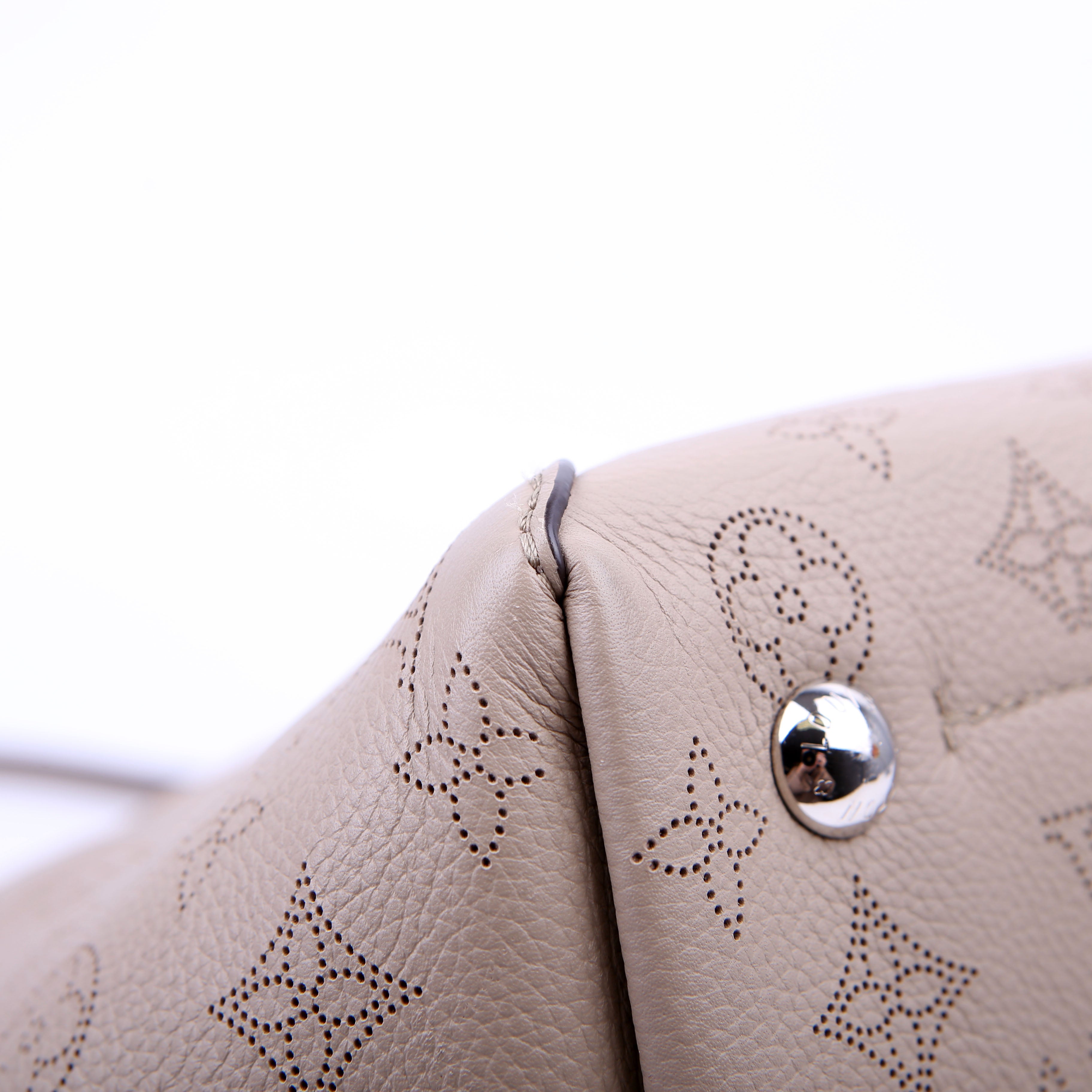 Louis Vuitton Hina MM Mahina Turtledove