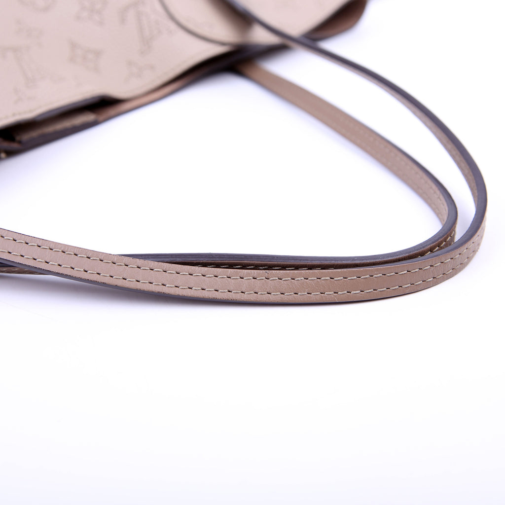 Louis Vuitton Hina MM Mahina Turtledove