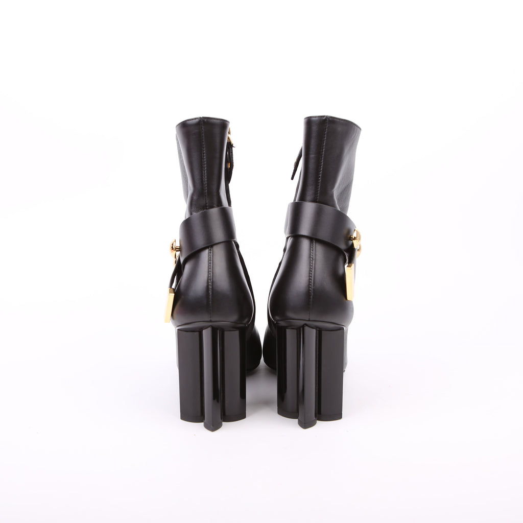 Louis Vuitton Belted Silhouette Leather Boots Size 39 Black