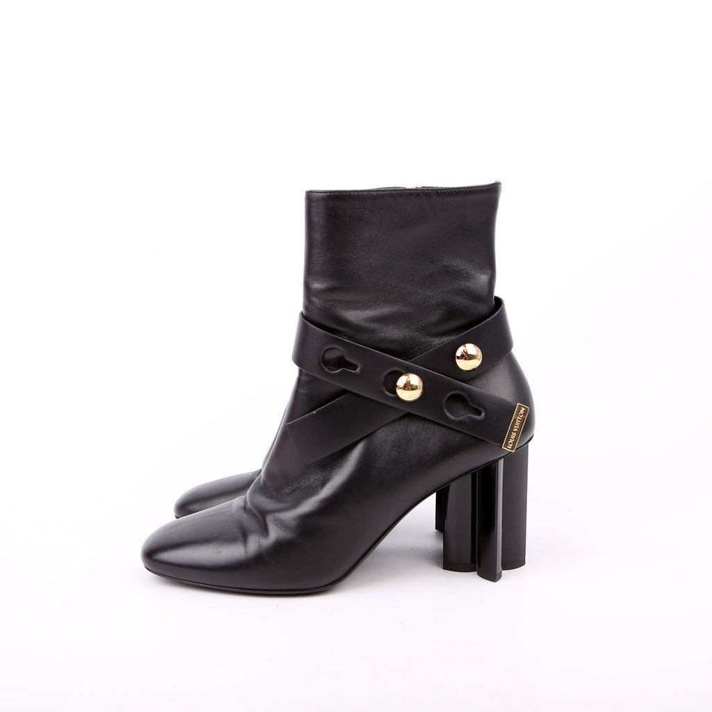 Louis Vuitton Belted Silhouette Leather Boots Size 39 Black
